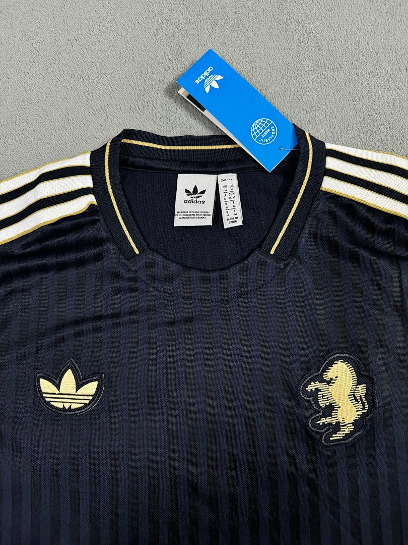 2025-26 Juventus Retro T-Shirt - image 2