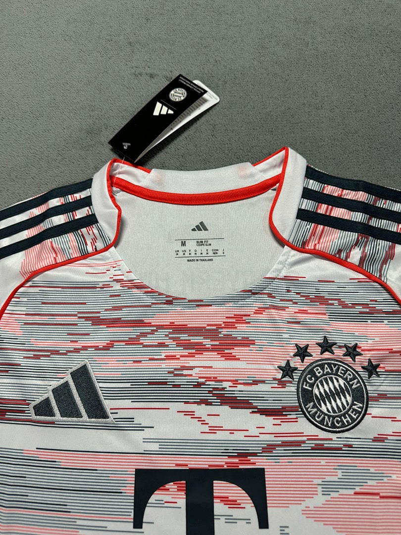 2025-26 Bayern Munich Away Women - image 2