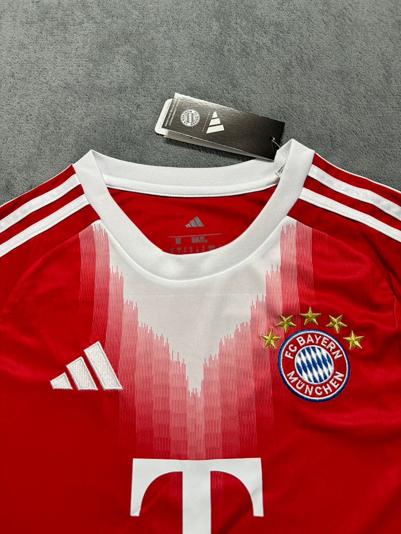2025-26 Bayern Munich Home Women - image 2
