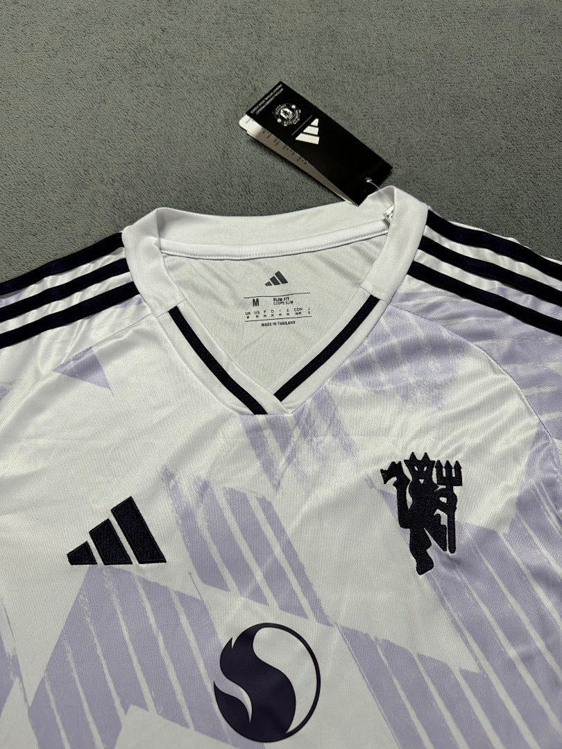 2025-26 Man United Away Women - image 2