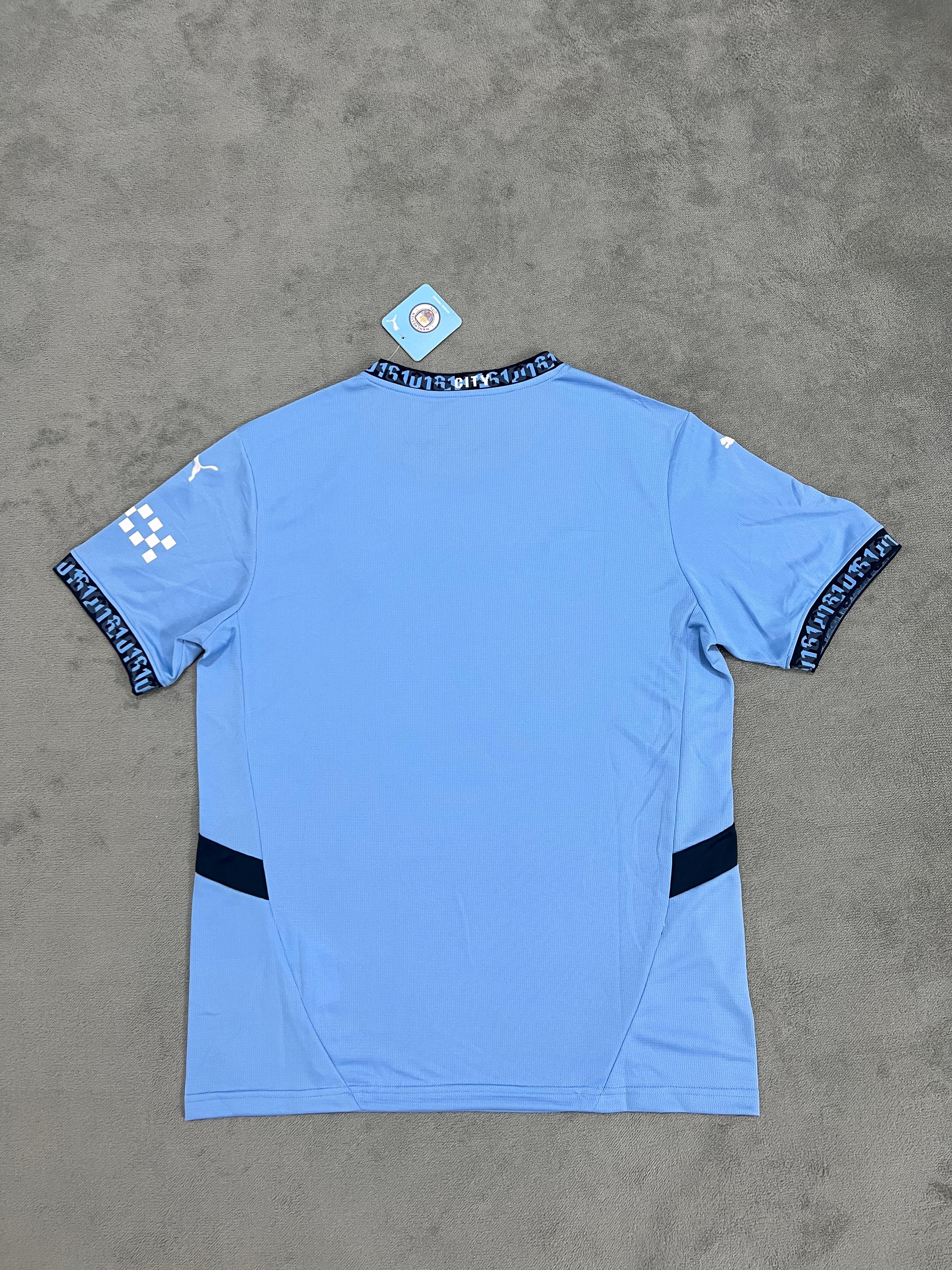2024-25 Man City Home - image 2