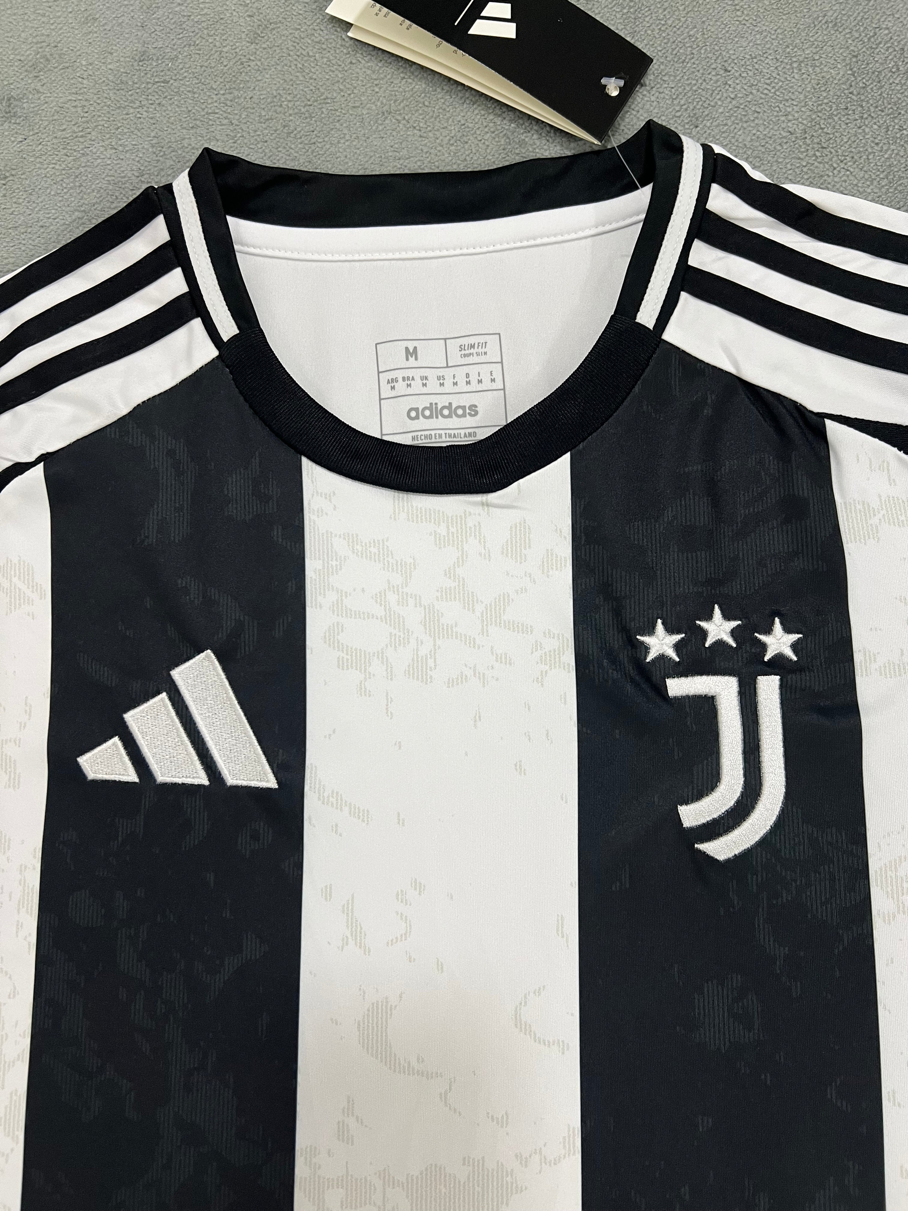2024-25 Juventus Home - image 3