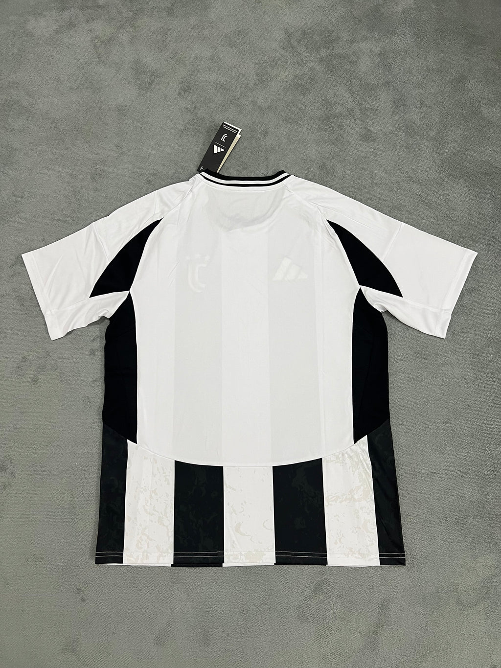 2024-25 Juventus Home - image 2