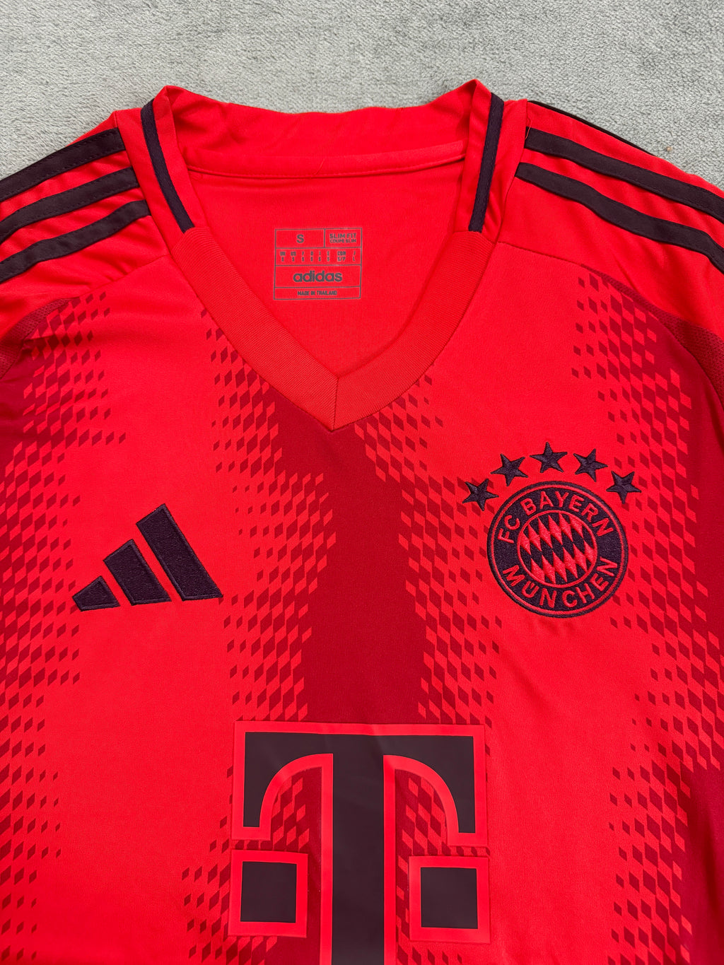 2024-25 Bayern Munich Home - image 3