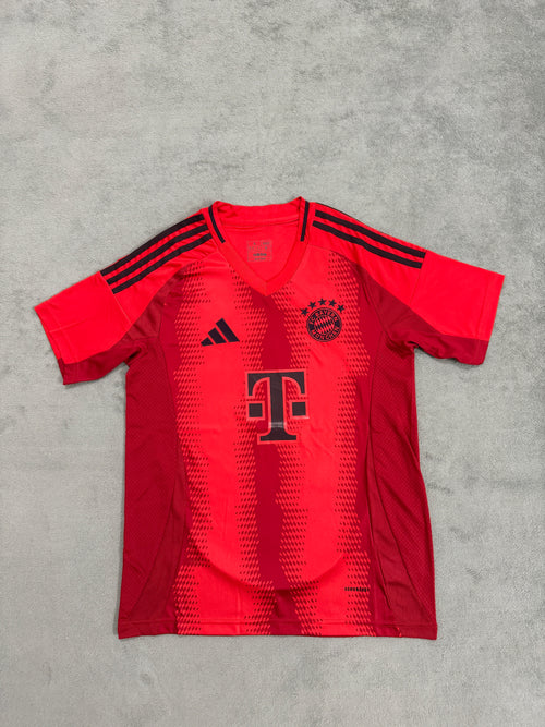 2024-25 Bayern Munich Home