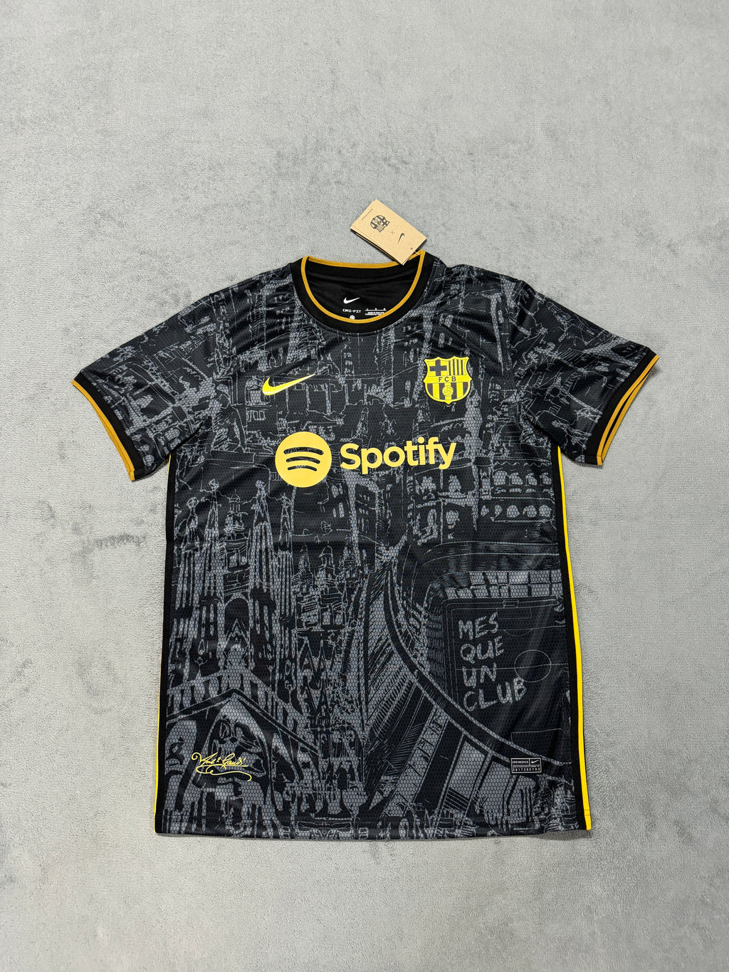 2024-25 Barcelona Special Edition Black Gold