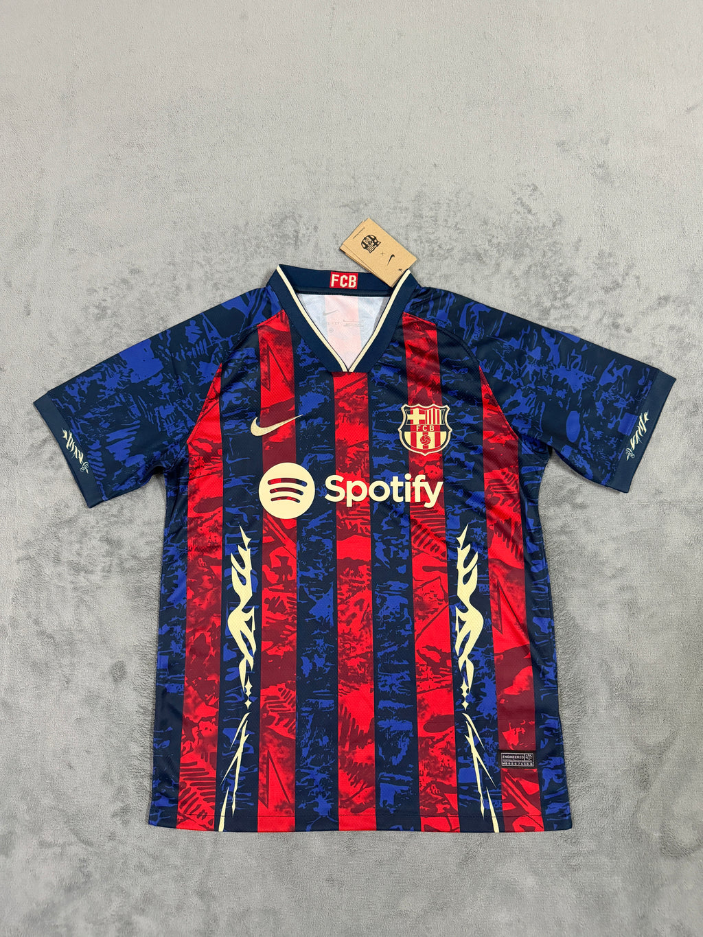 2025-26 Barcelona Special Edition Red Blue