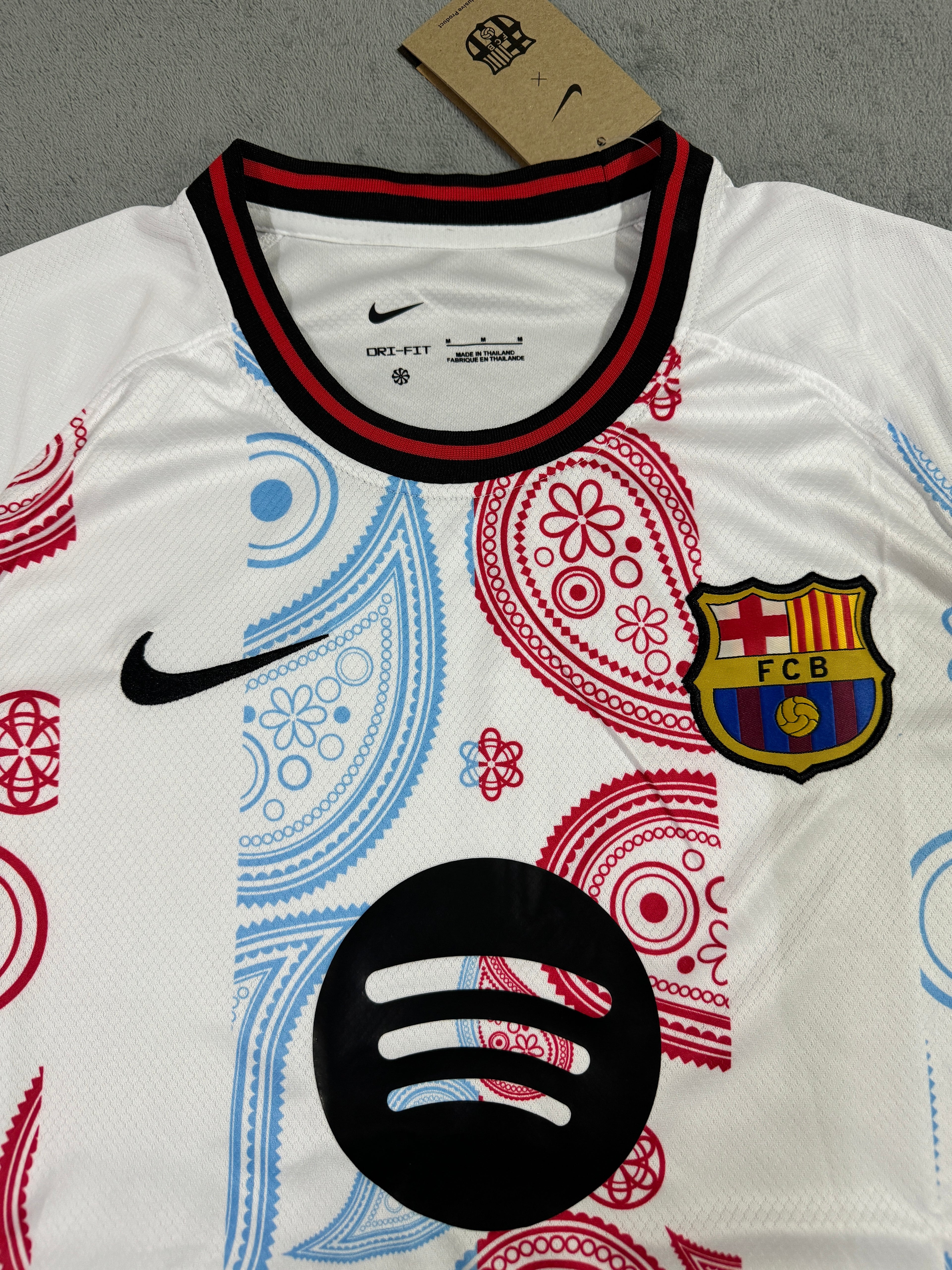 2025-26 Barcelona Special Edition White - image 3