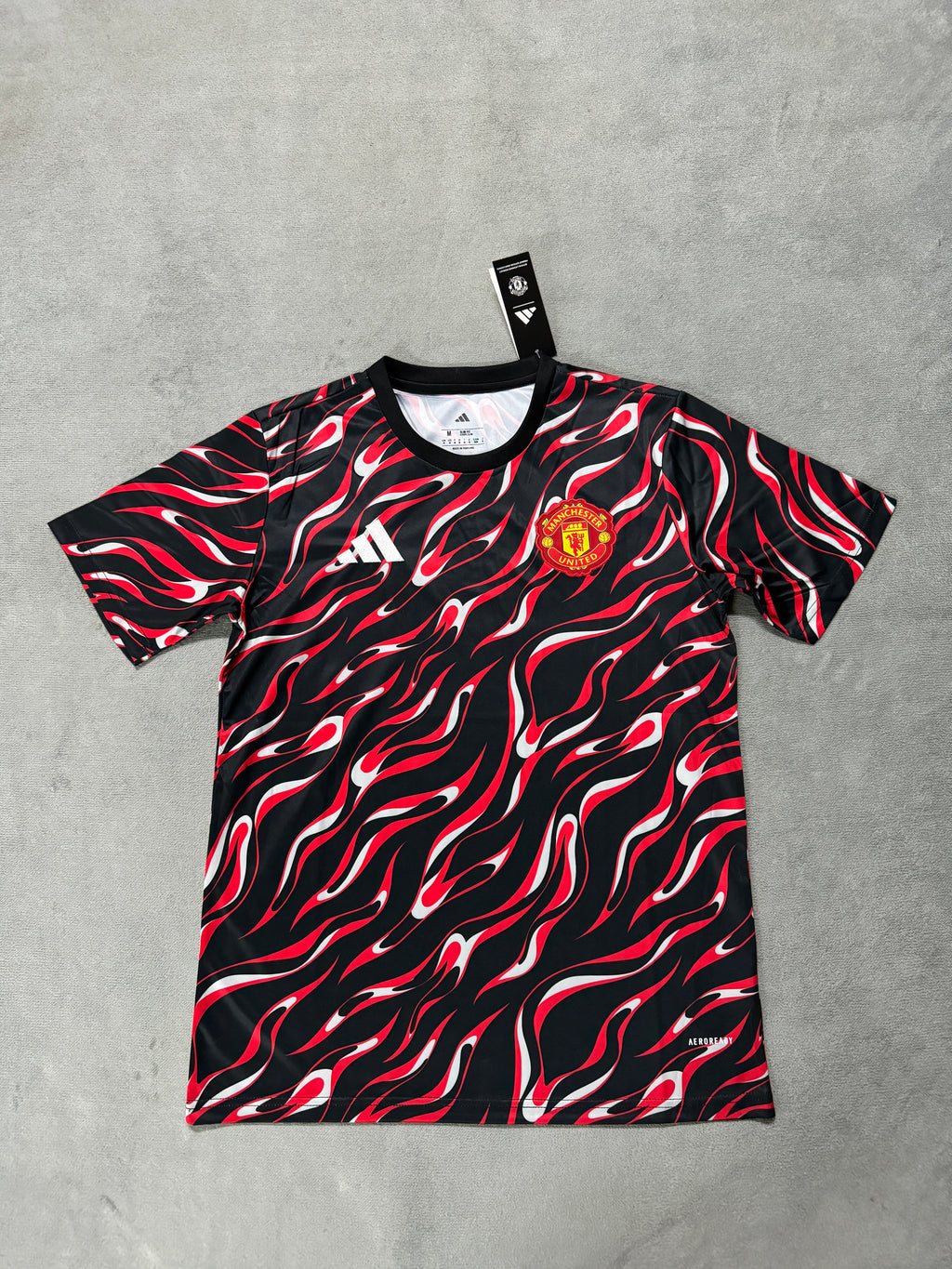2025-26 Man United Training Red Black