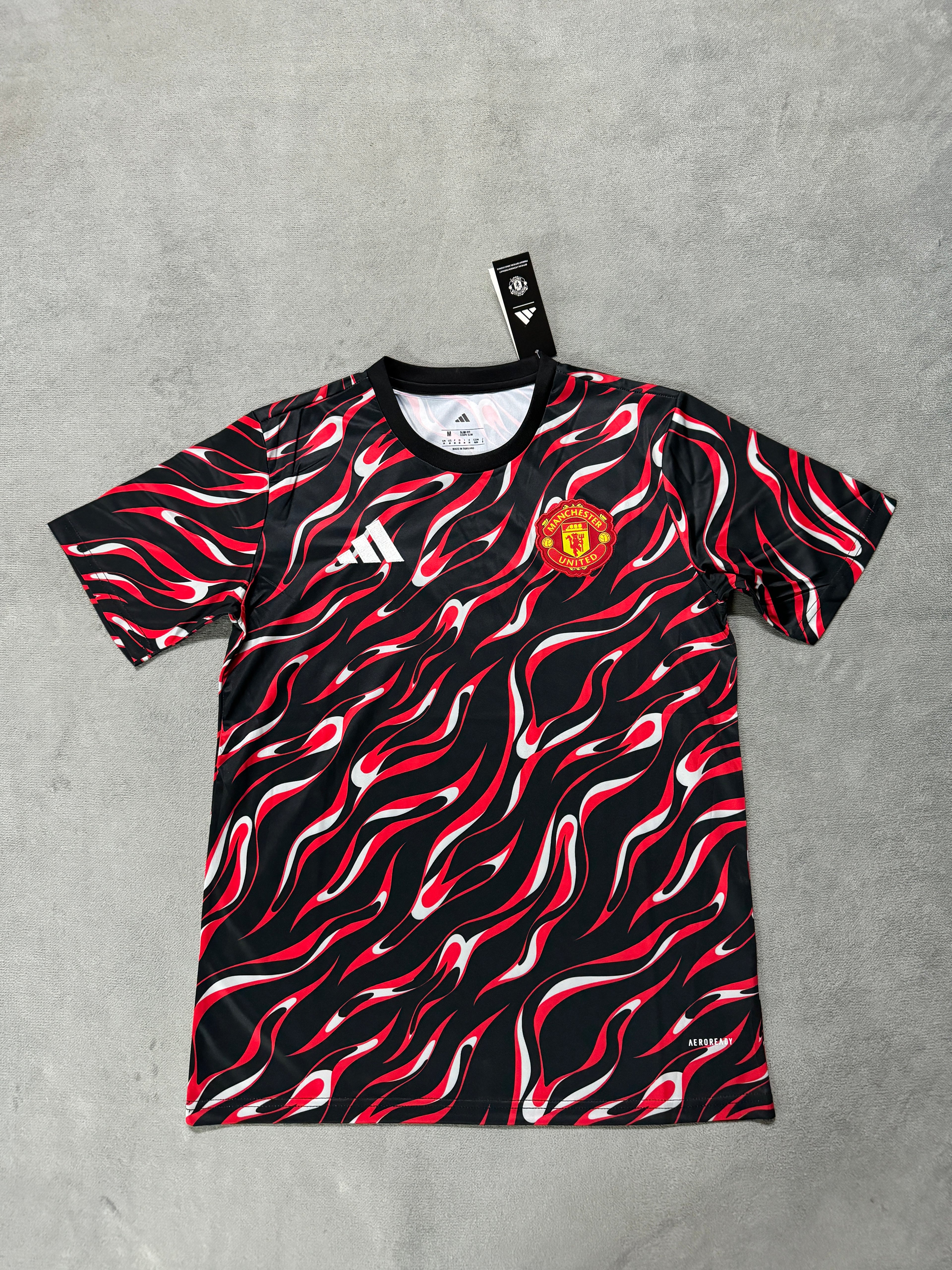 2025-26 Man United Training Red Black