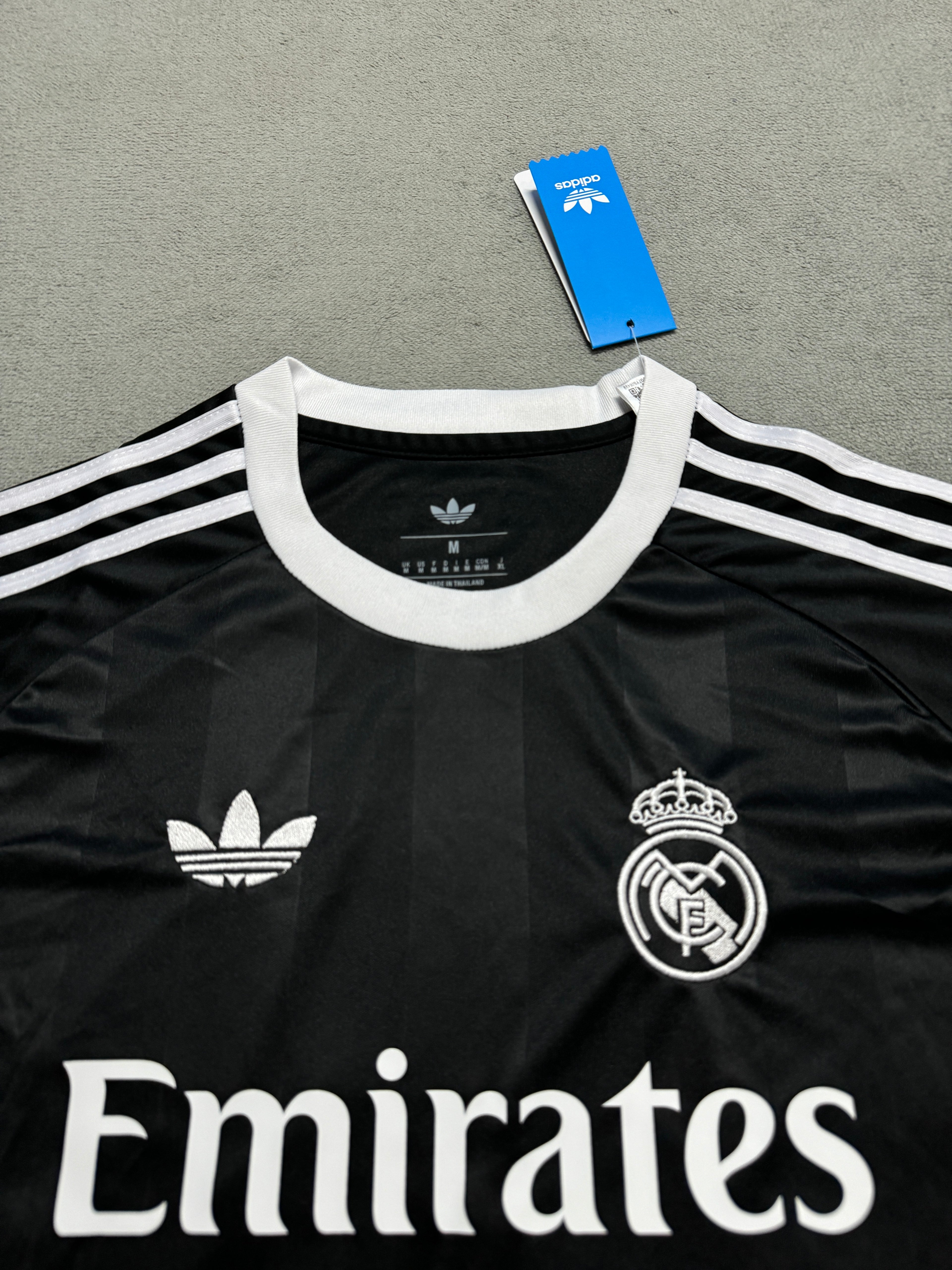 2025-26 Real Madrid Goalkeeper - image 3
