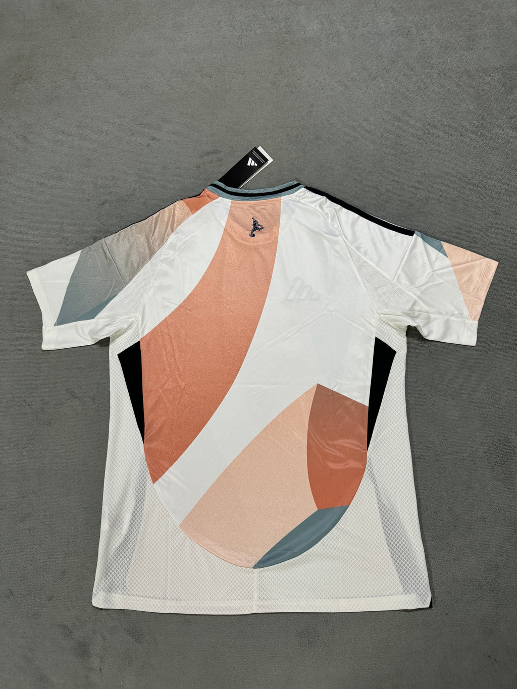 2025-26 Spain Away - image 2