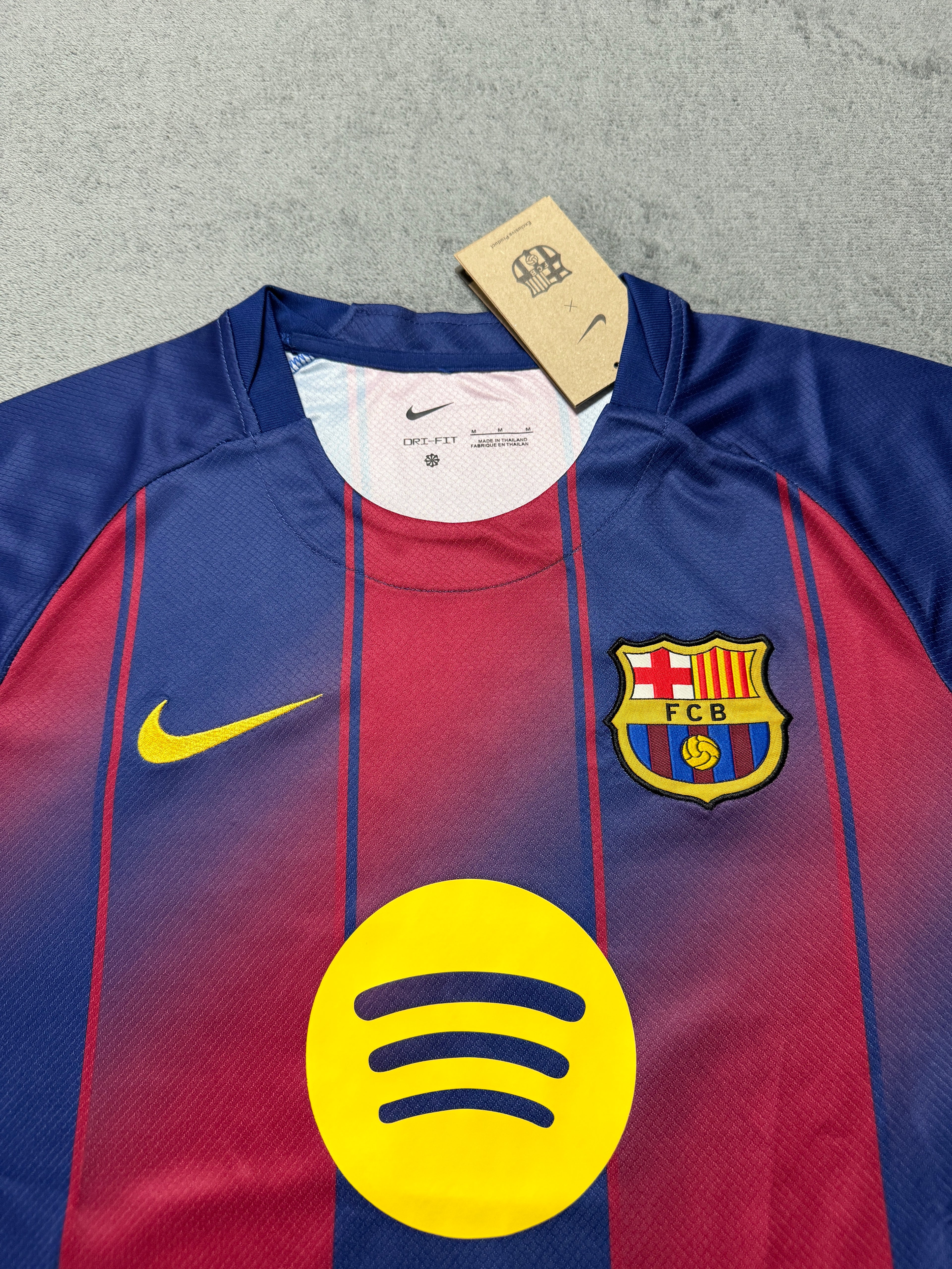 2025-26 Barcelona Home - image 2