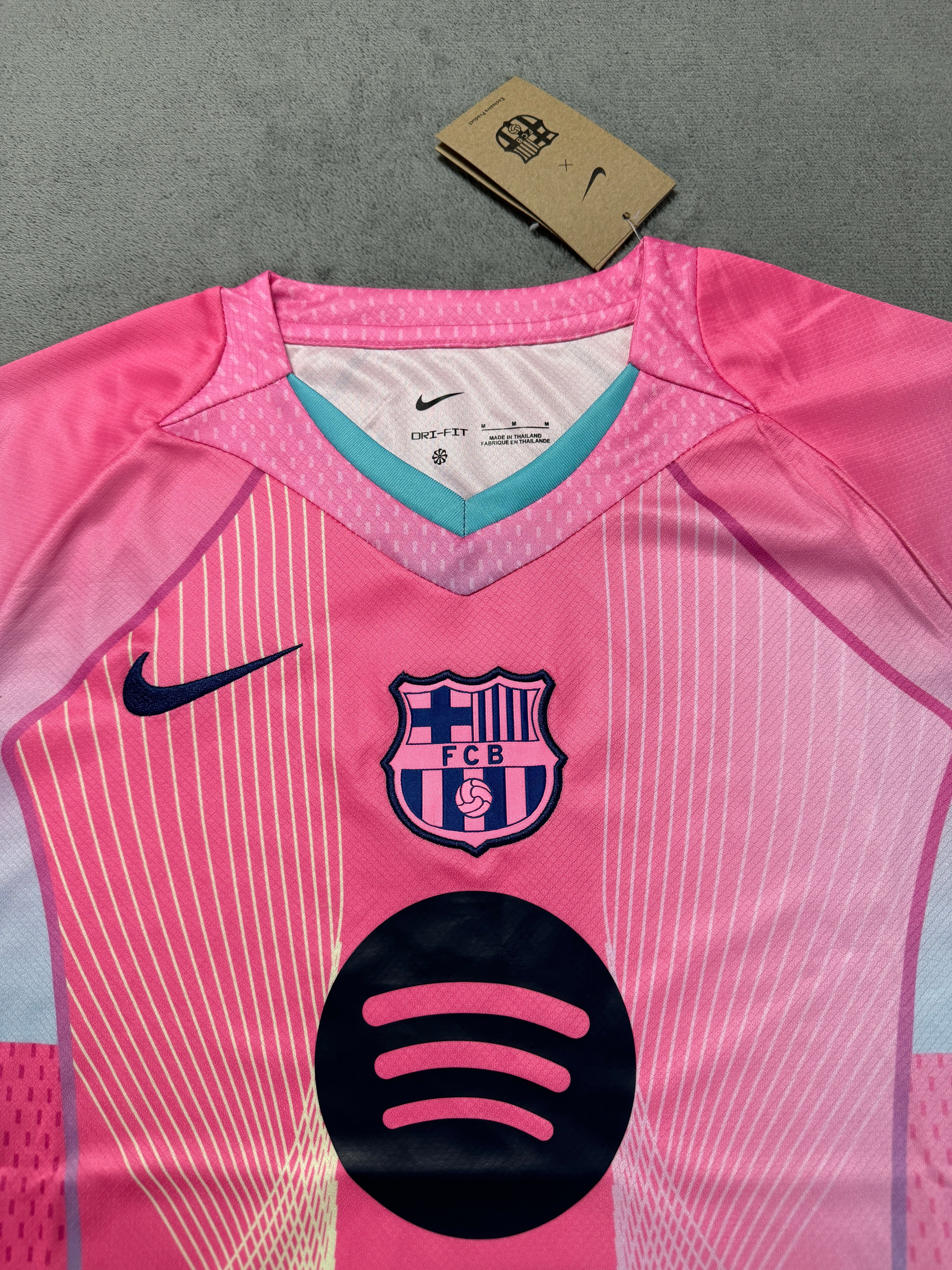 2025-26 Barcelona Pre-Match Training Pink - image 3