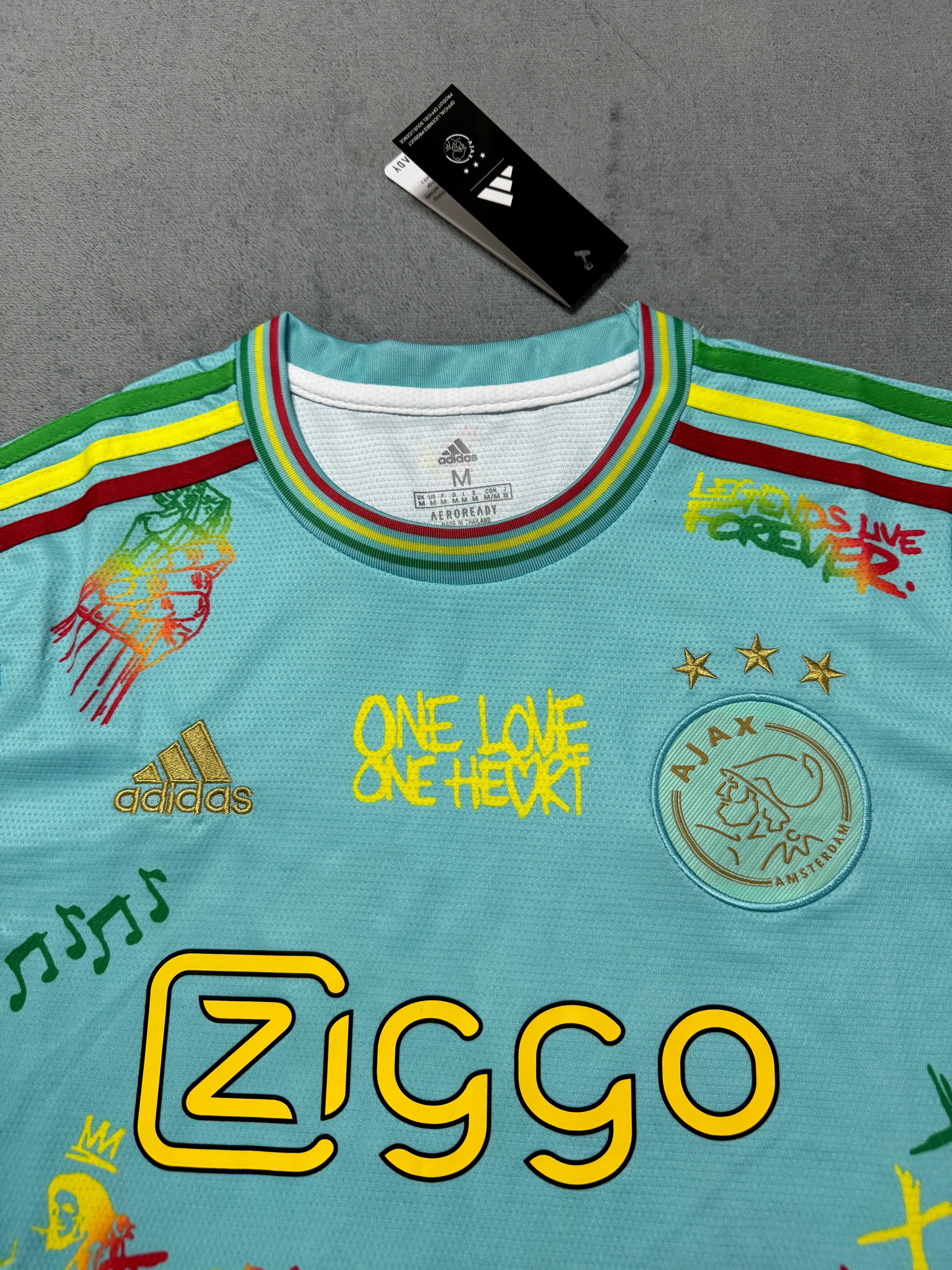 2025-26 Ajax Graffiti Edition Light Blue - image 3