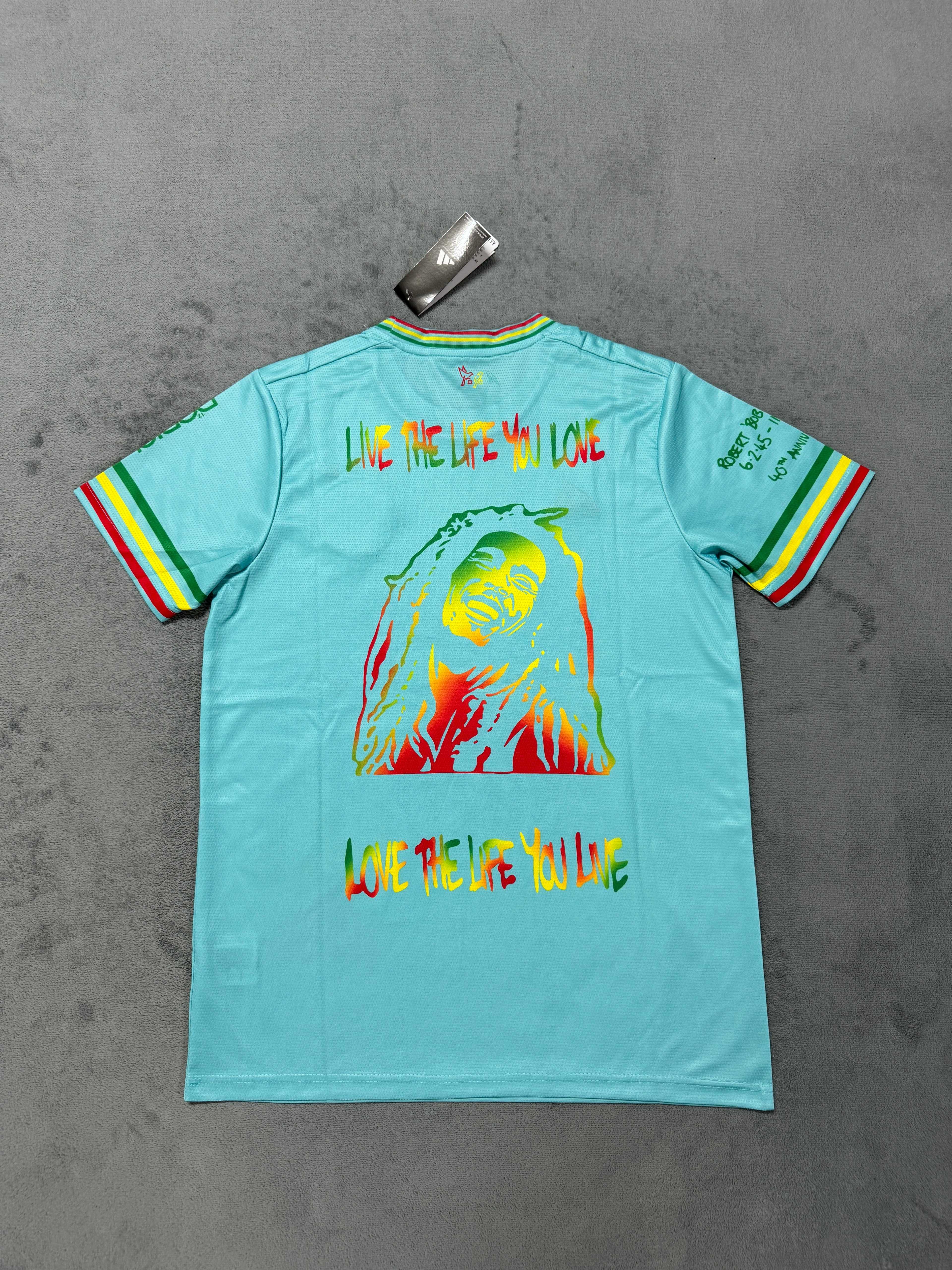 2025-26 Ajax Graffiti Edition Light Blue - image 2