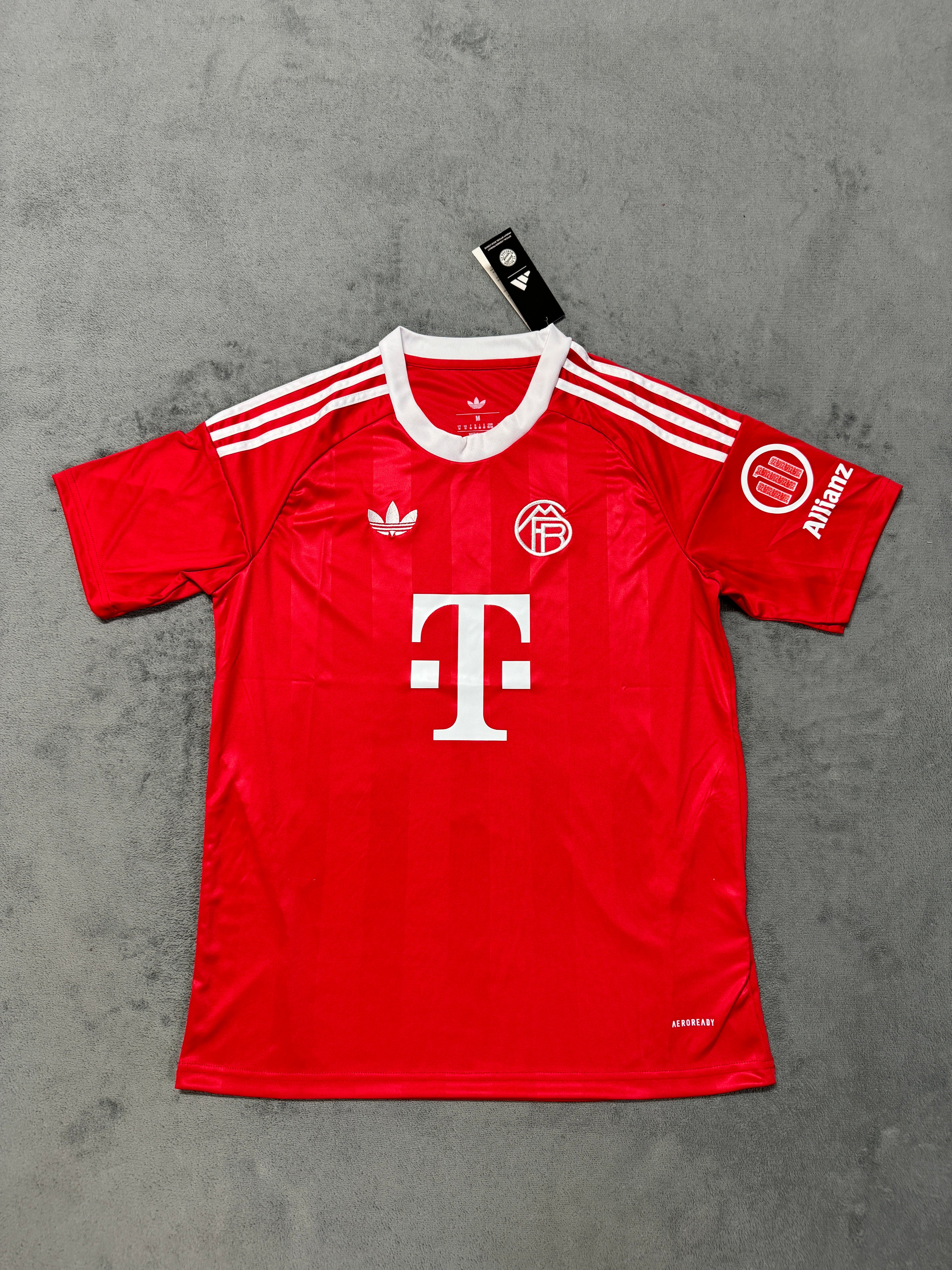 2025-26 Bayern Munich Goalkeeper Red