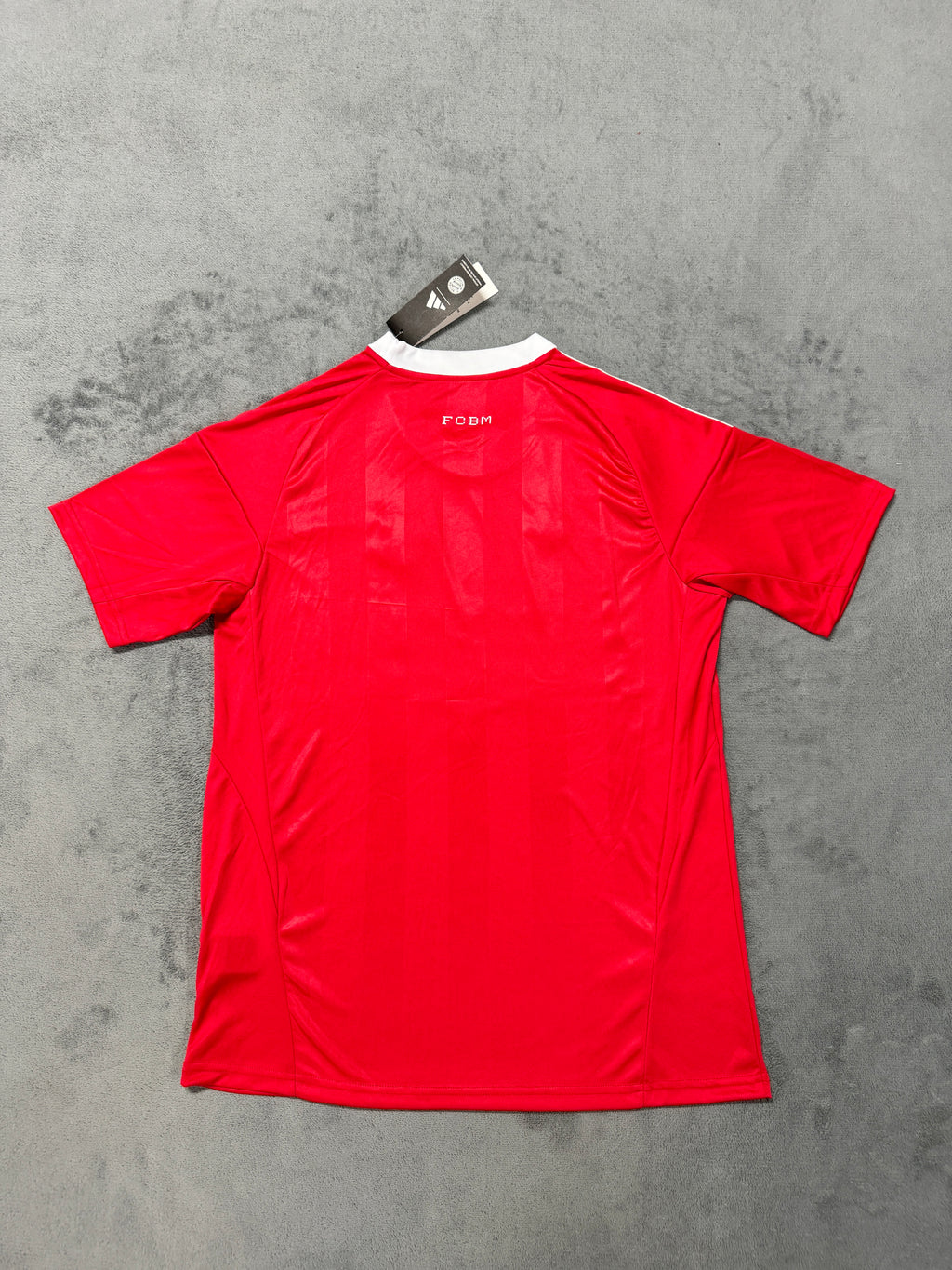 2025-26 Bayern Munich Goalkeeper Red - image 2