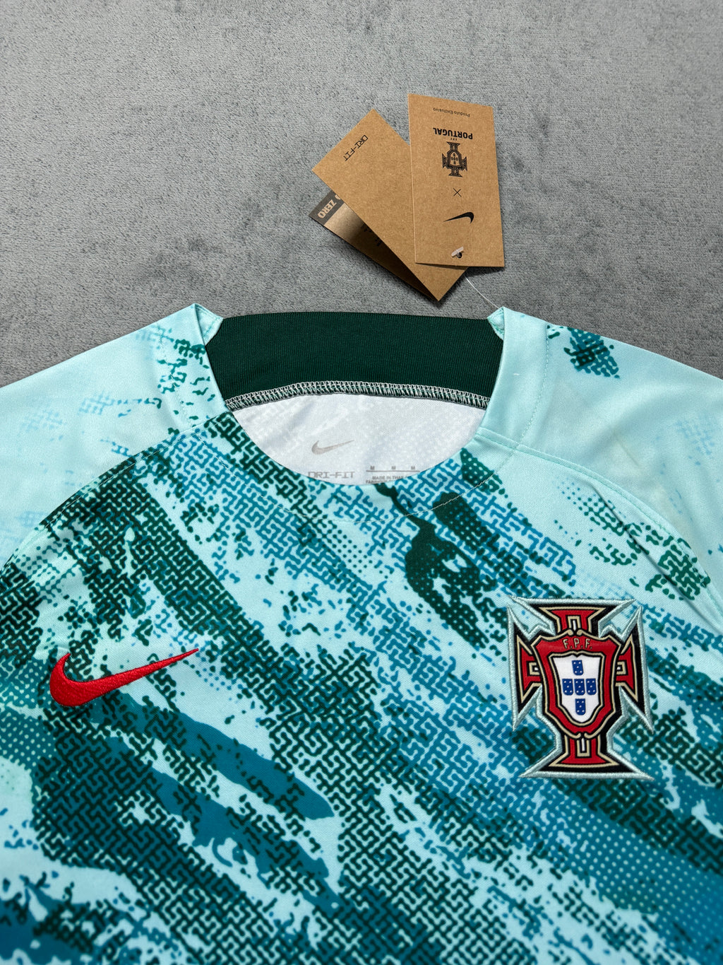 2025-26 Portugal Training Green - image 3