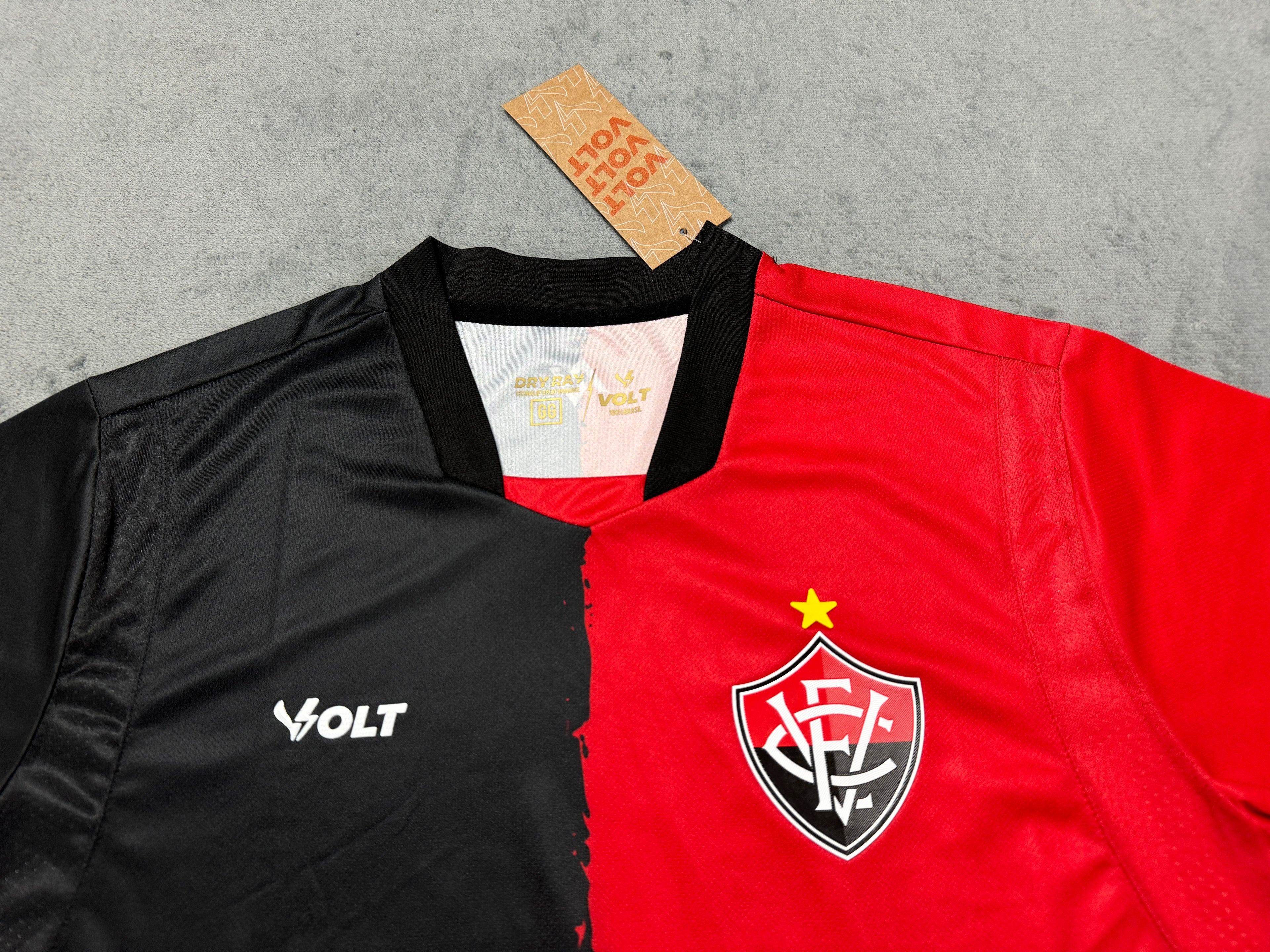 2025-26 Vitoria Home - image 3