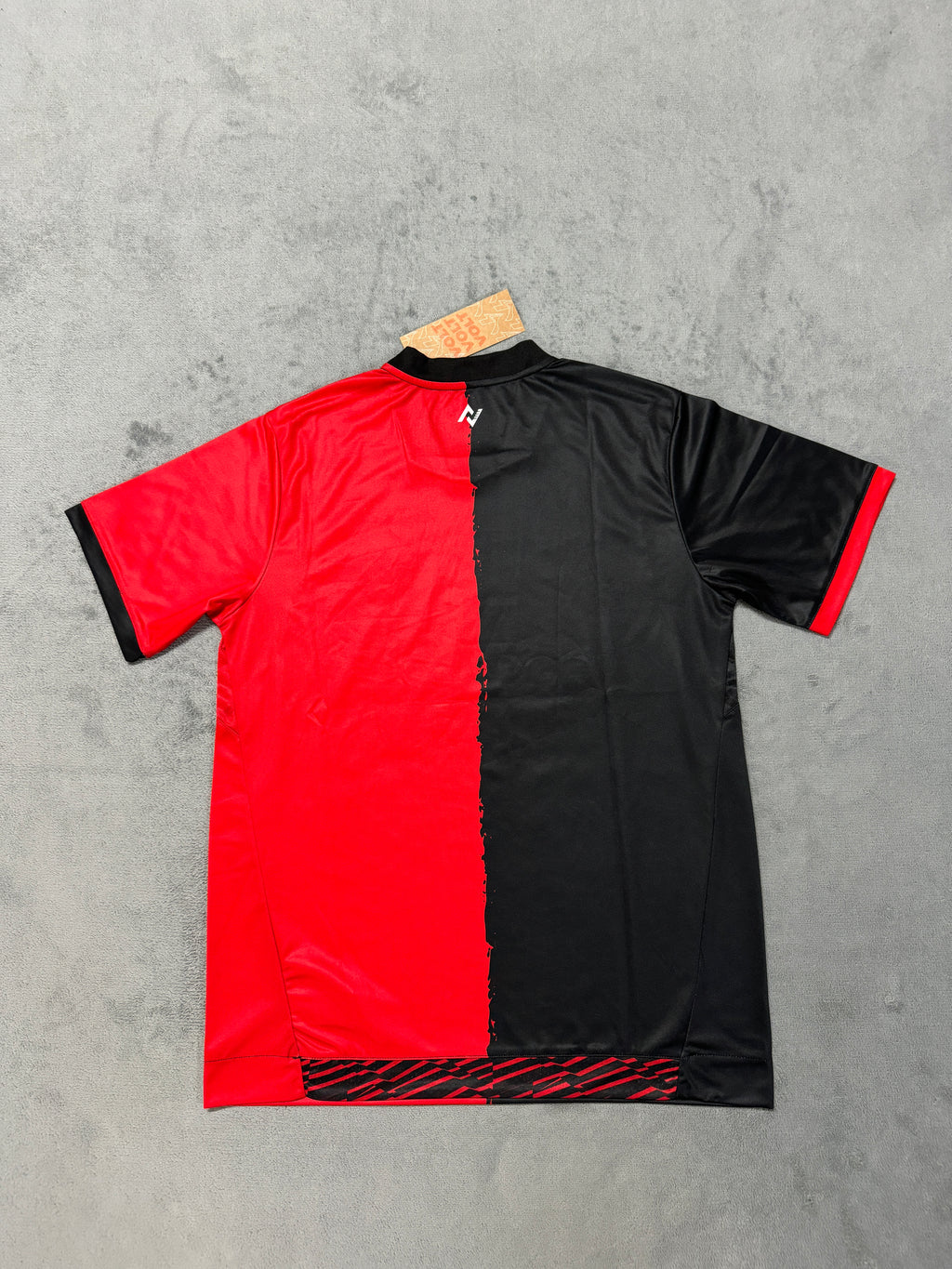2025-26 Vitoria Home - image 2