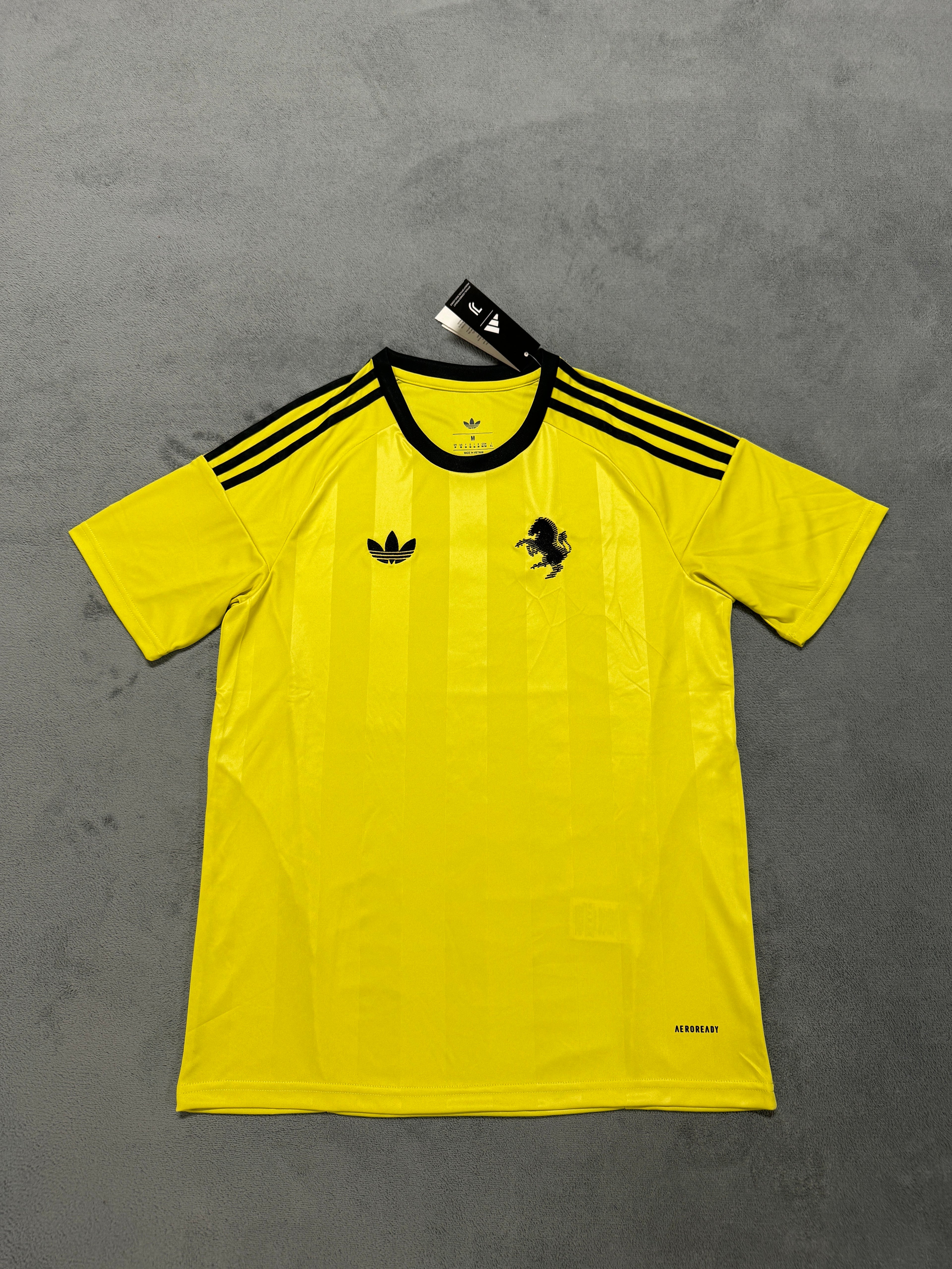 2025-26 Juventus Goalkeeper Yellow