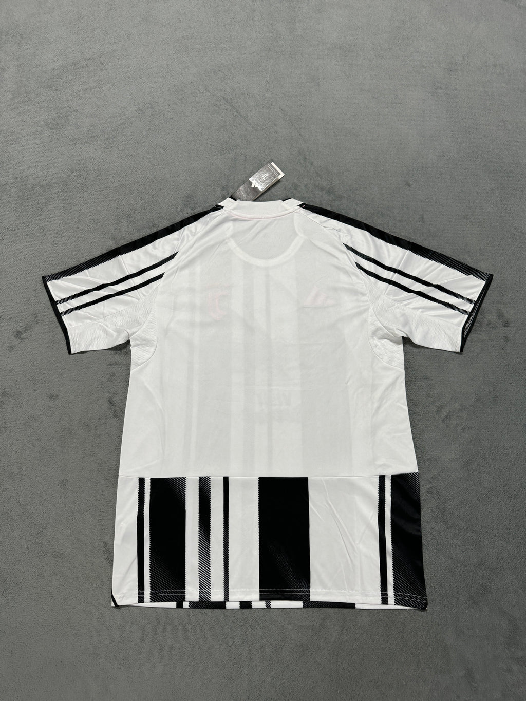 2025-26 Juventus Home - image 2