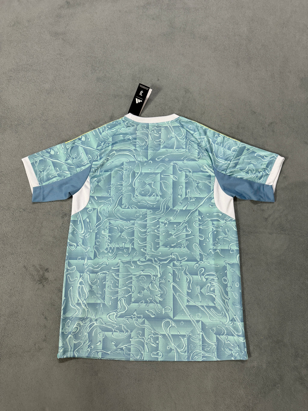 2025-26 Juventus Away - image 2