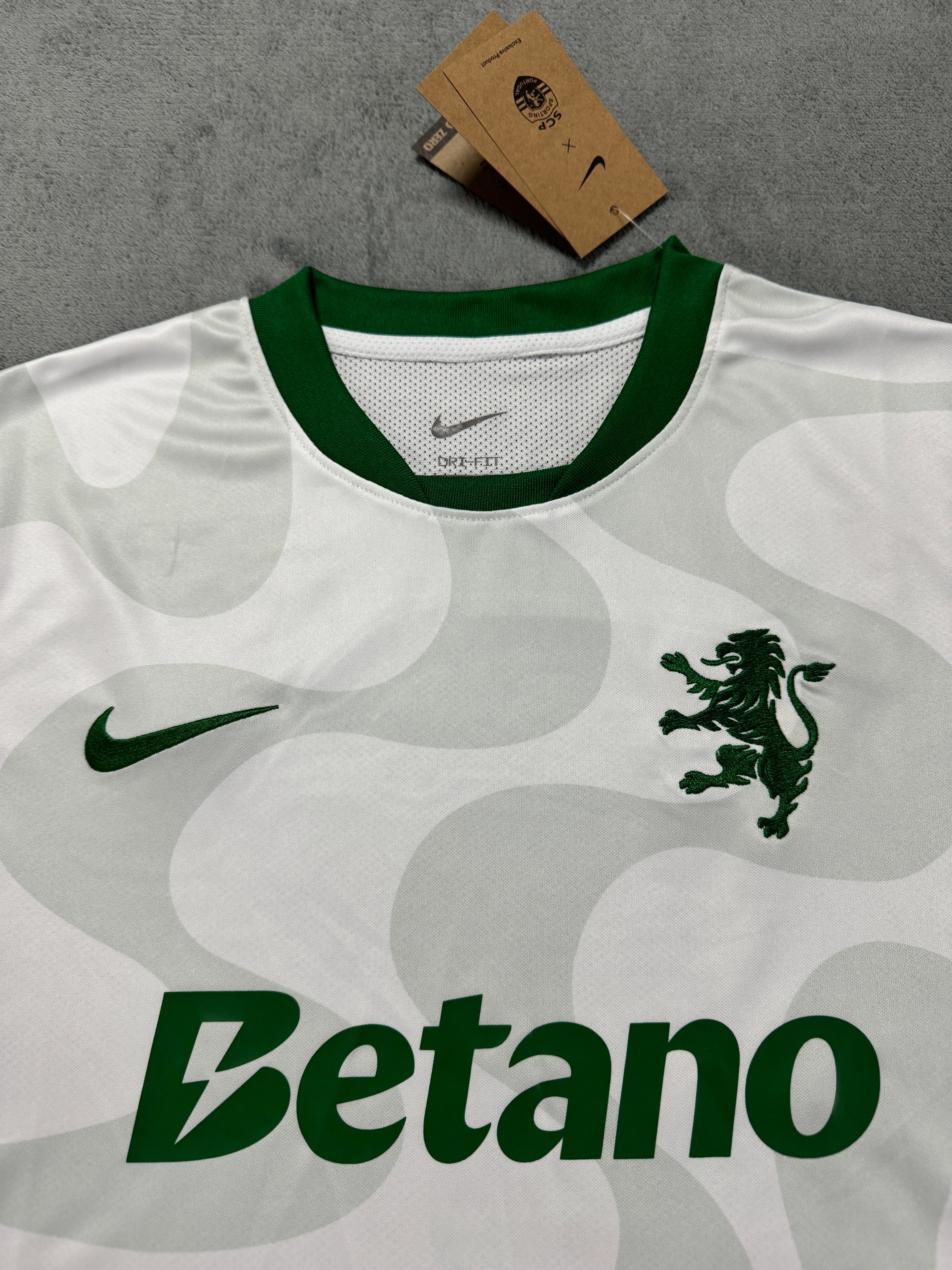 2025-26 Benfica Away - image 2