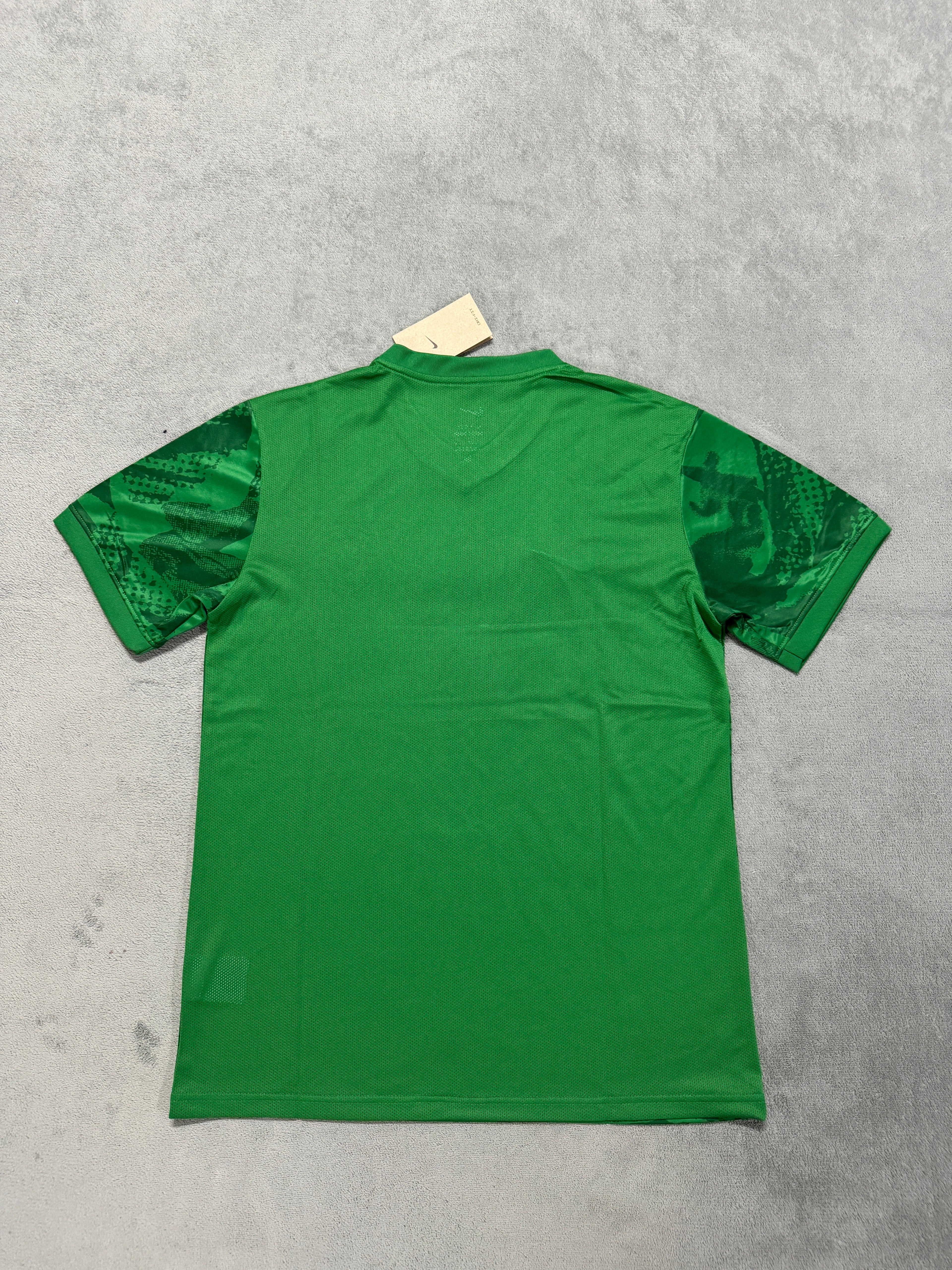 2025-26 Benfica Training Green - image 2