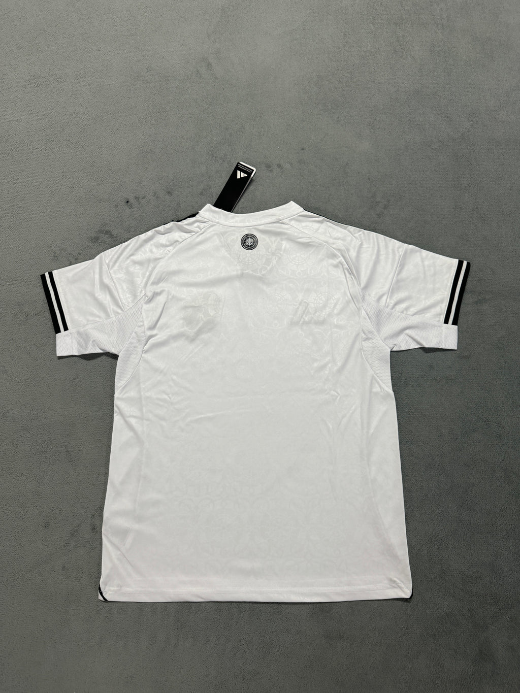 2025-26 Fulham Home - image 2