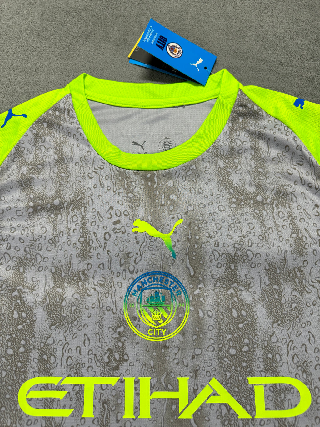 2025-26 Man City Third - image 3