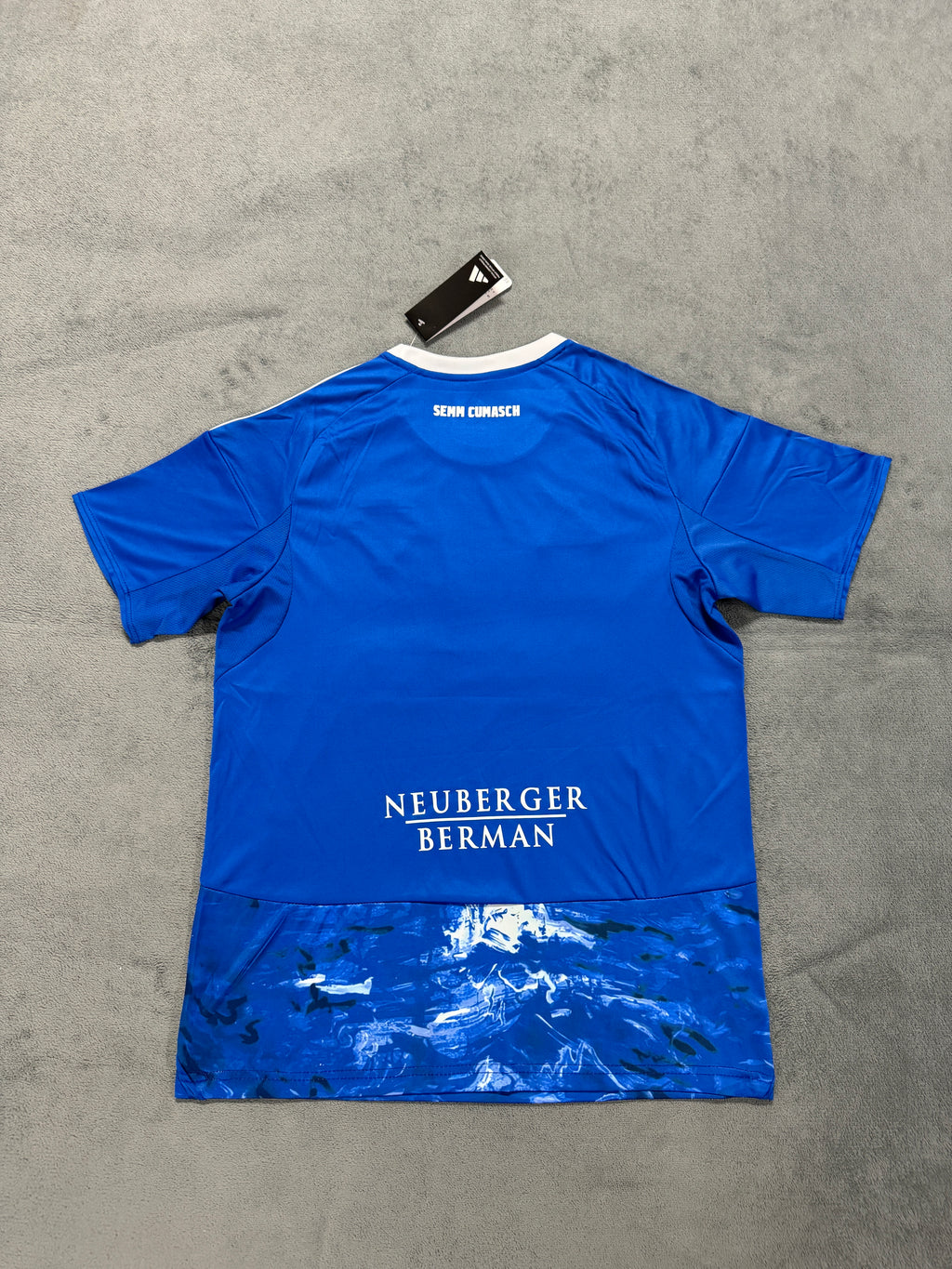2025-26 Como Home - image 2