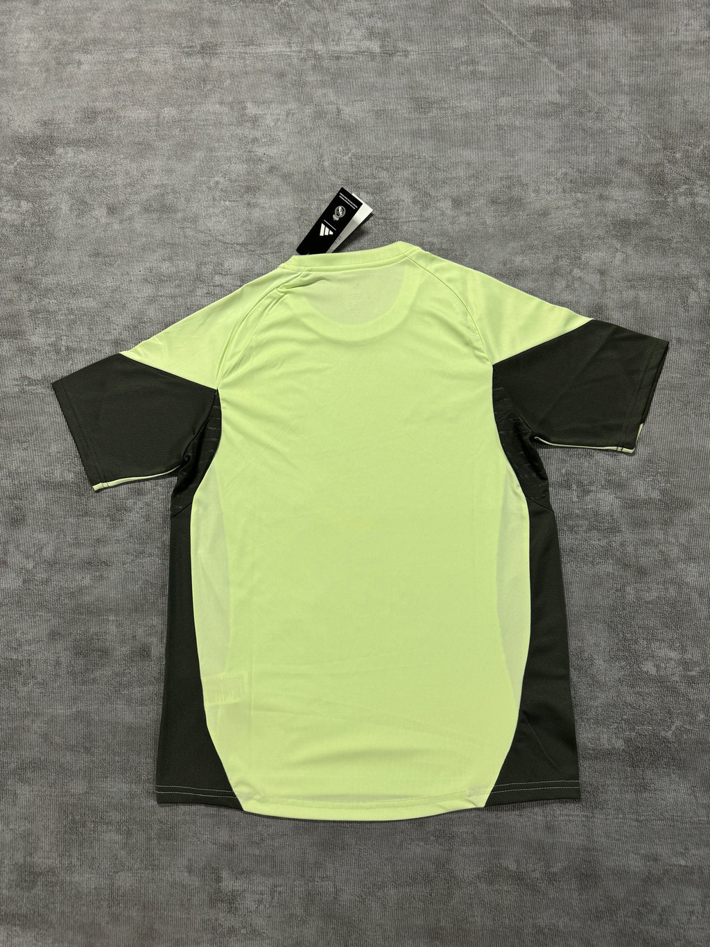 2025-26 Real Madrid Training Light Green - image 2