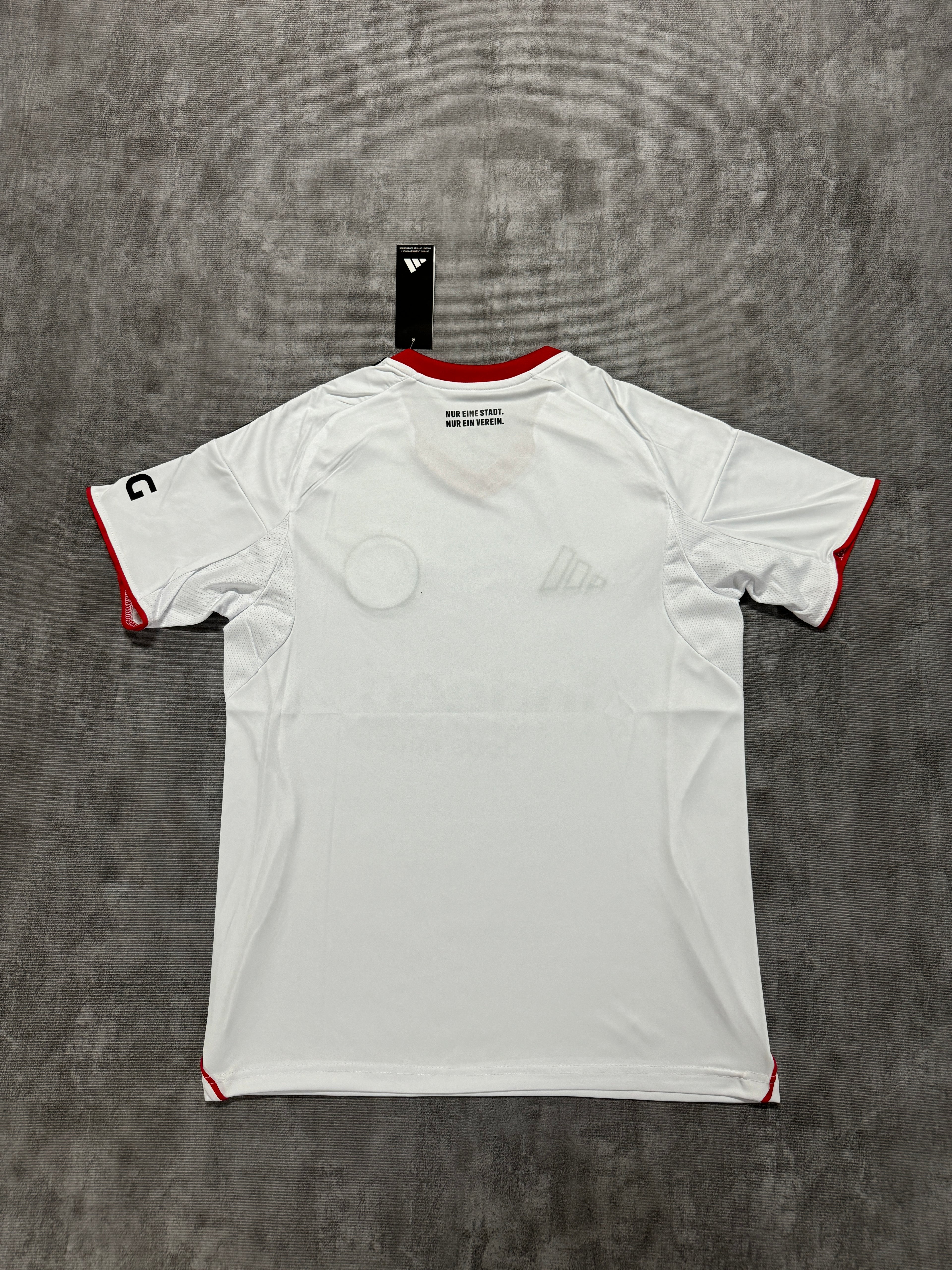 2025-26 Eintracht Frankfurt Away - image 2