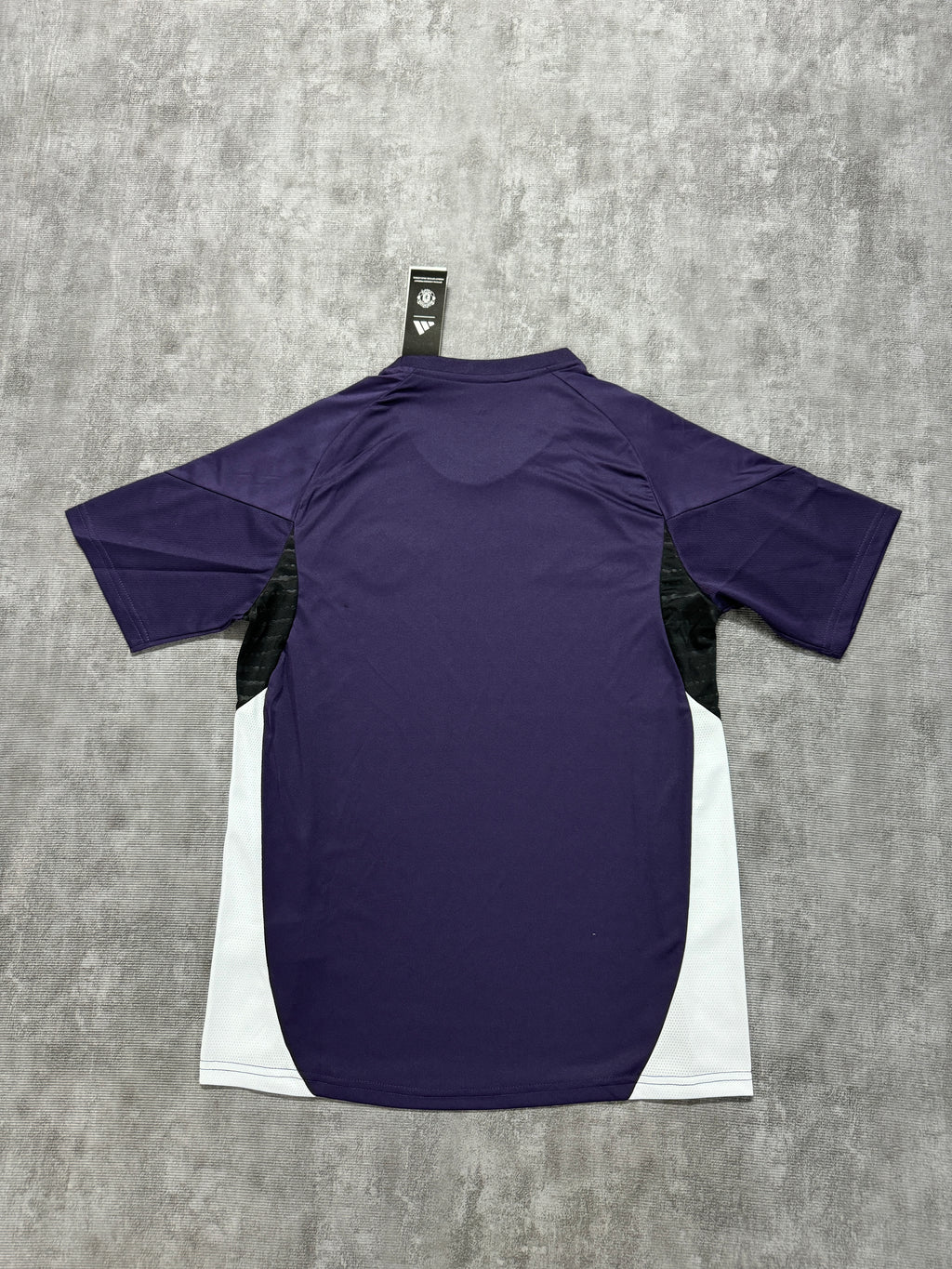 2025-26 Man United Training Purple - image 2