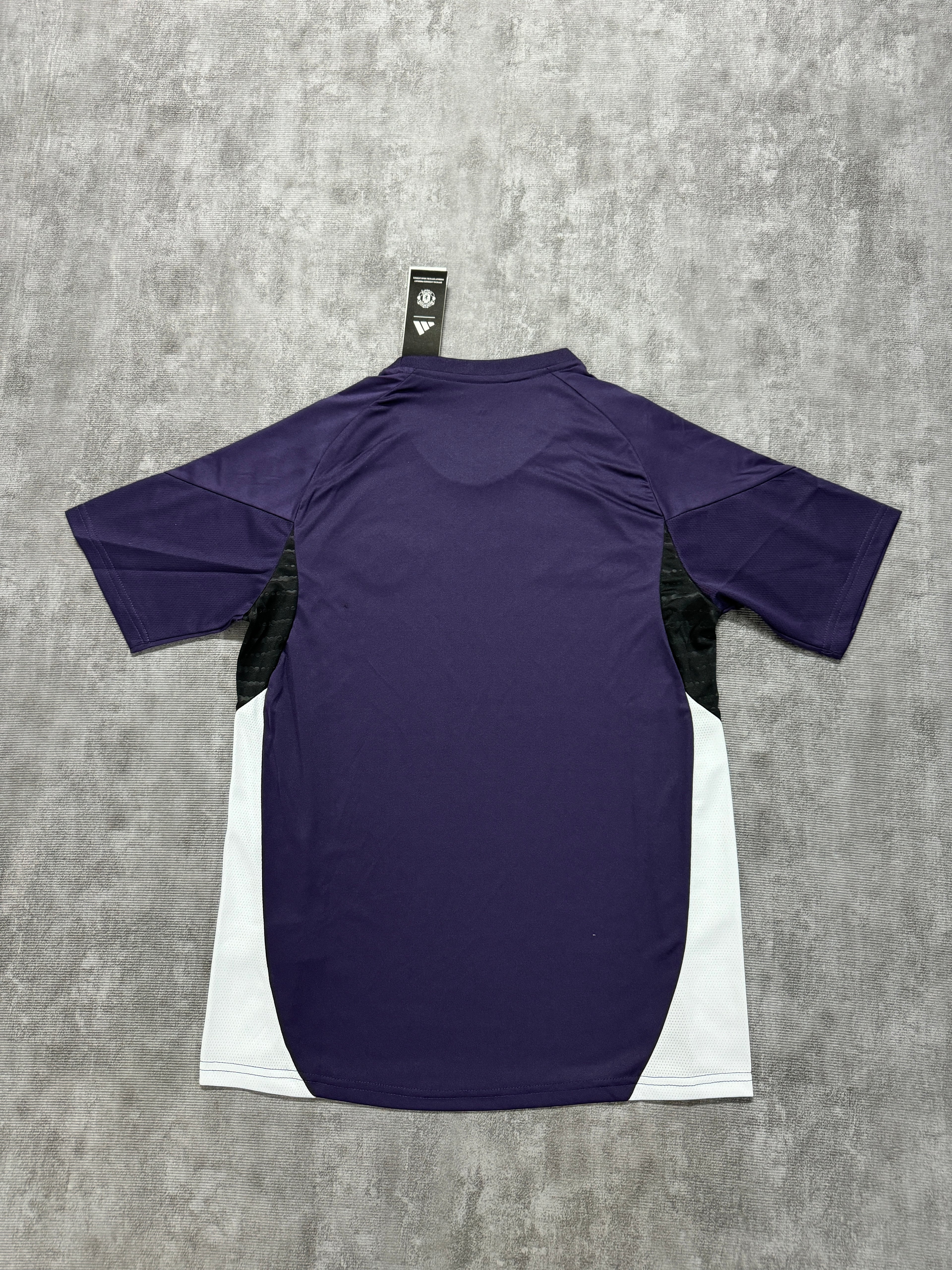 2025-26 Man United Training Purple - image 2