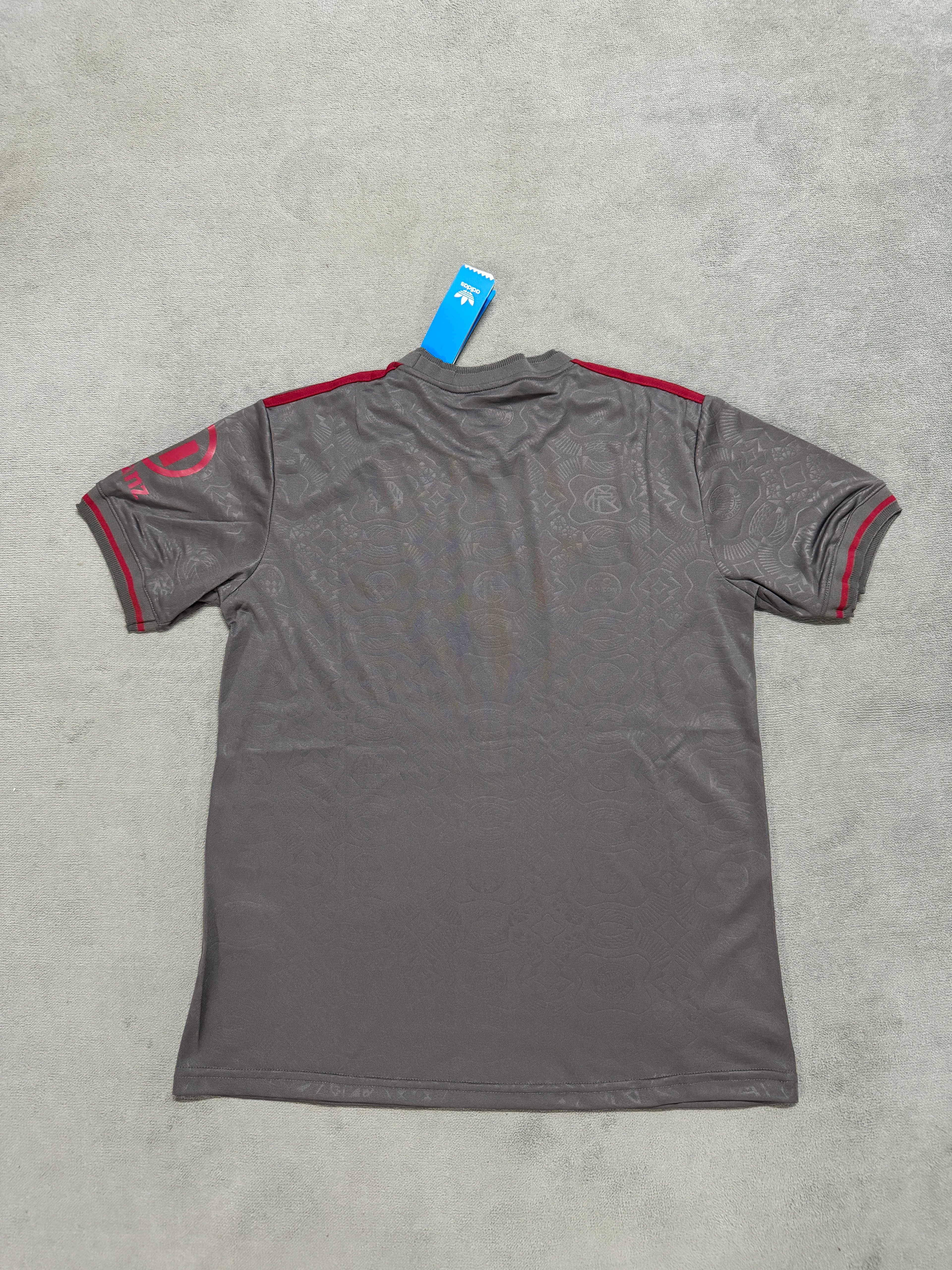 2025-26 Bayern Munich 125th Anniversary Grey - image 2