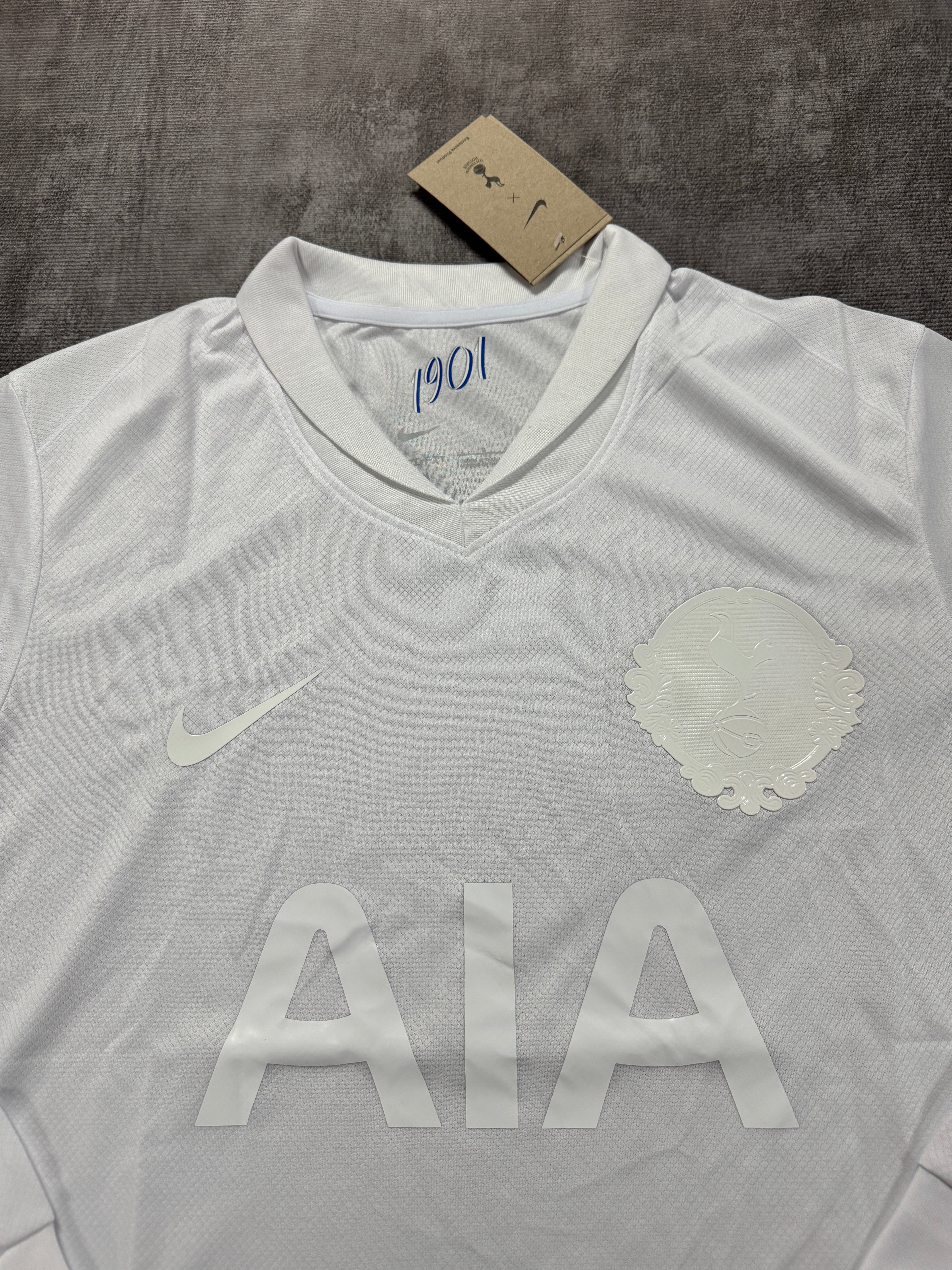 2025-26 Tottenham 125th Anniversary Long Sleeve - image 3