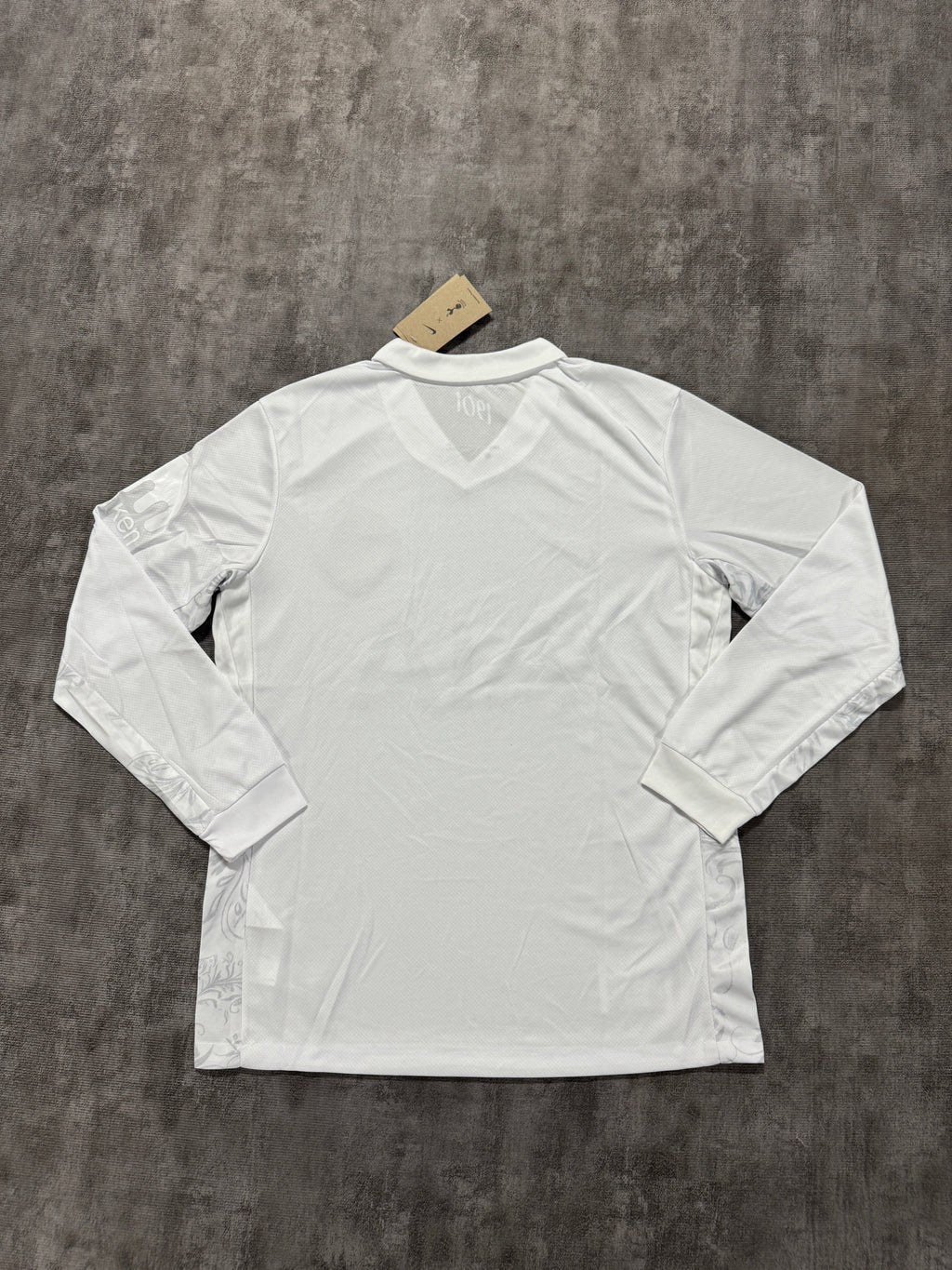 2025-26 Tottenham 125th Anniversary Long Sleeve - image 2