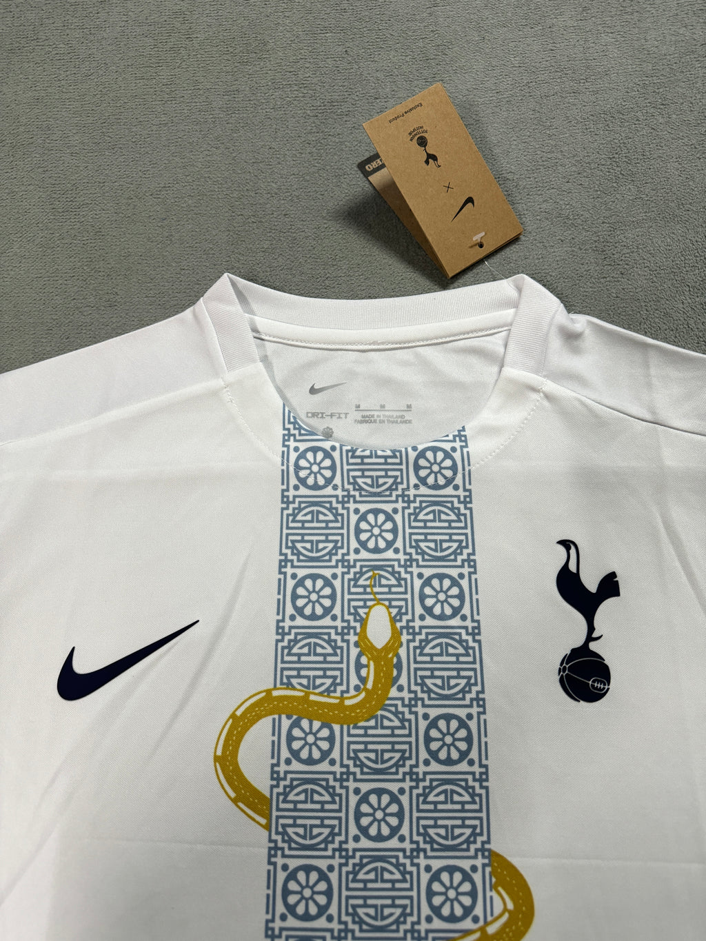 2025-26 Tottenham Year of the Snake Edition Pre-Match S+4XL - image 3