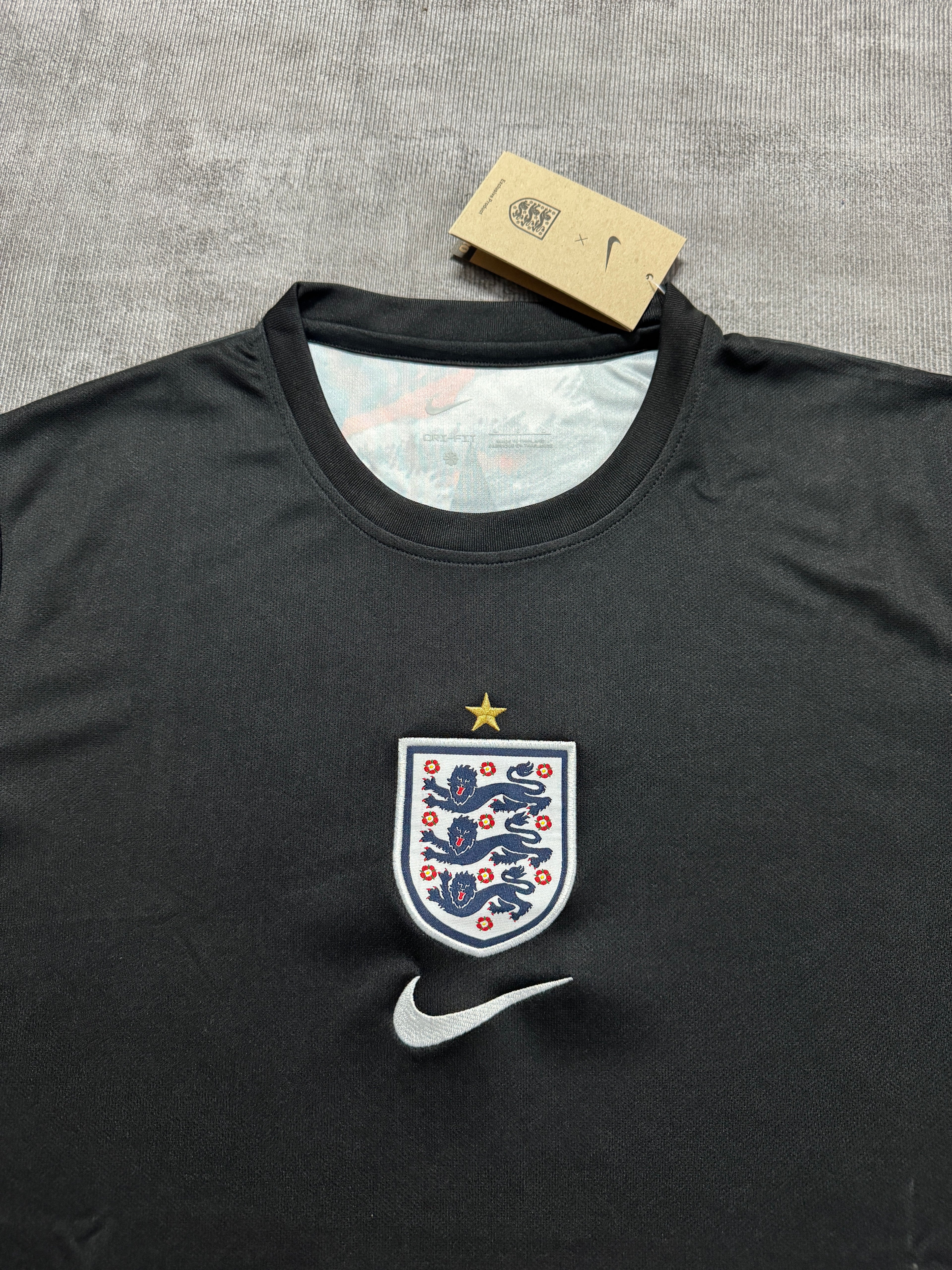 2026 England Goalkeeper Black - image 3