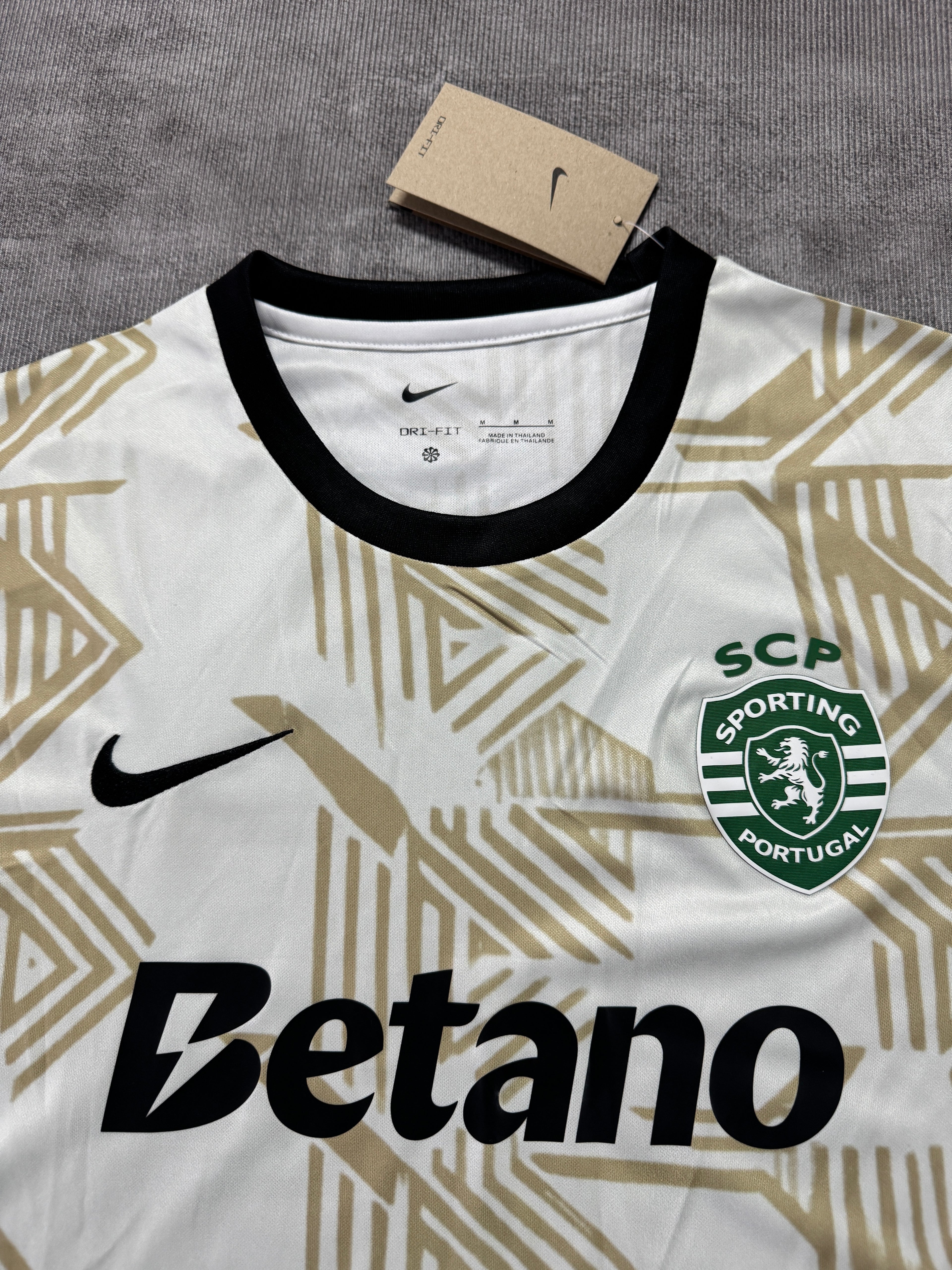 2026-27 Benfica Special Edition Beige - image 3