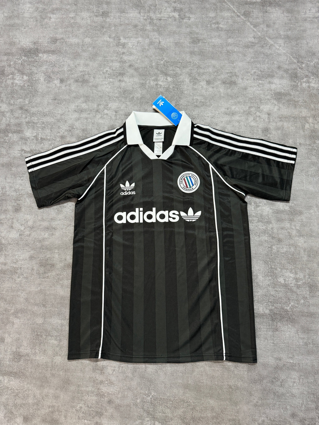 2026-27 Oasis Collab Collab Edition Black