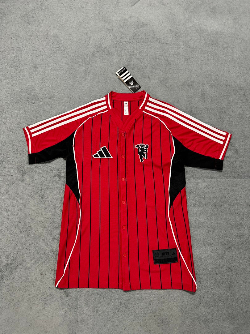 2025-26 Man United - image 3