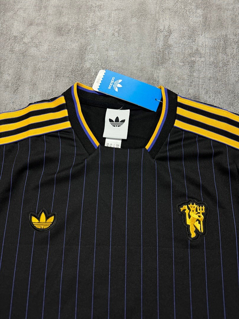 2025-26 Man United Black - image 2
