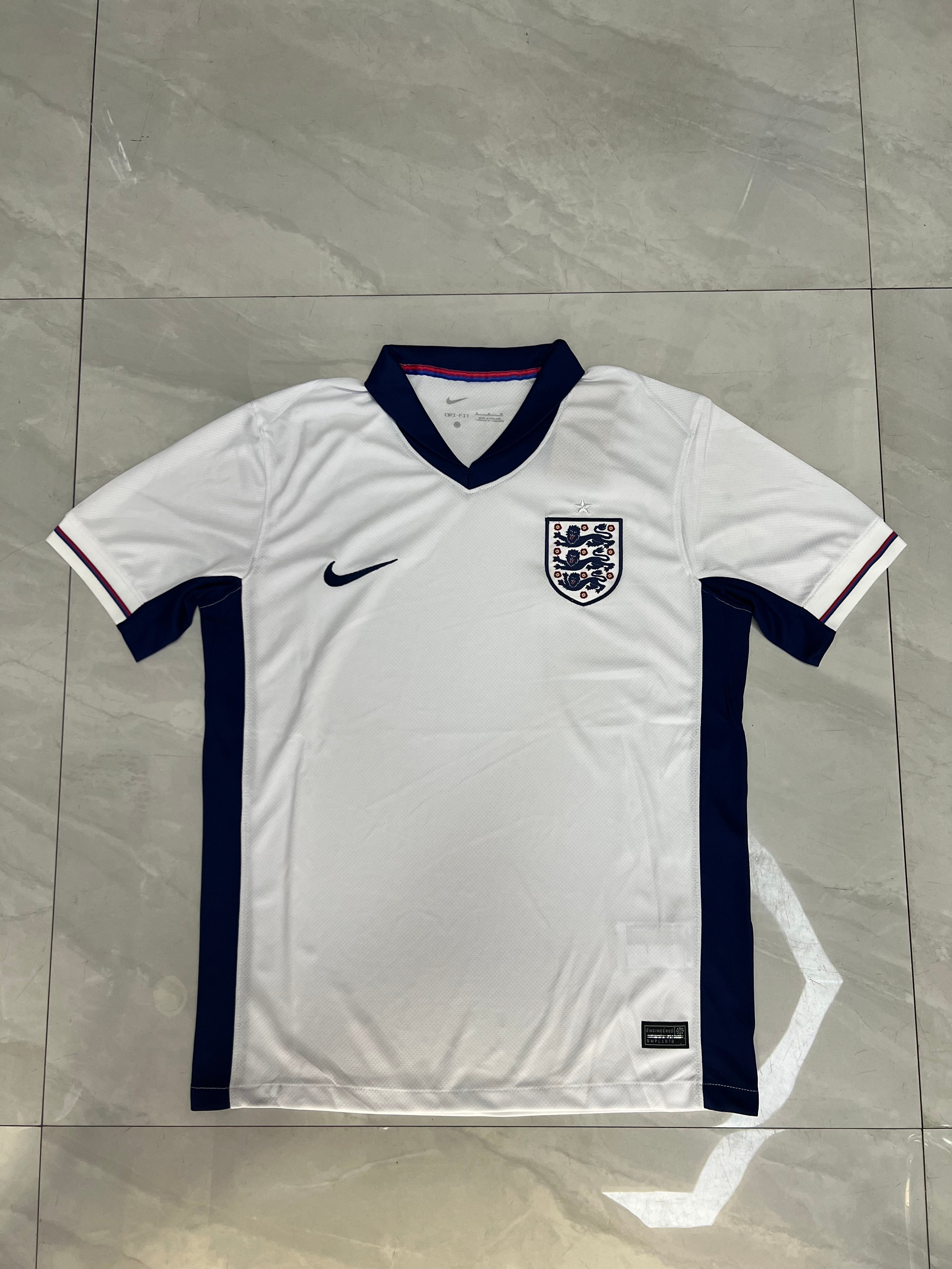 24 England Home - image 2