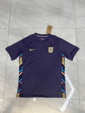 24 England Away