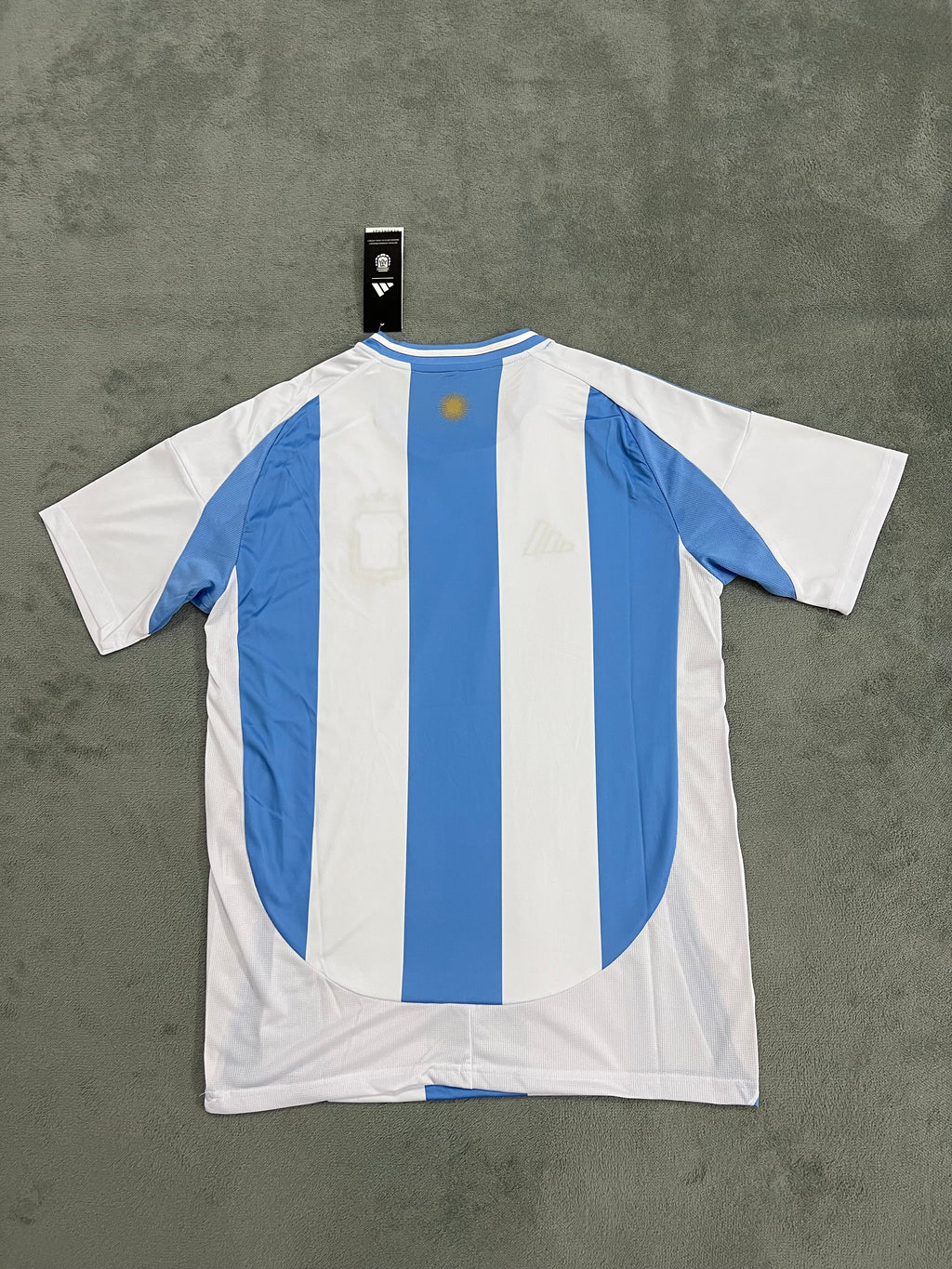 24 Argentina Home - image 2