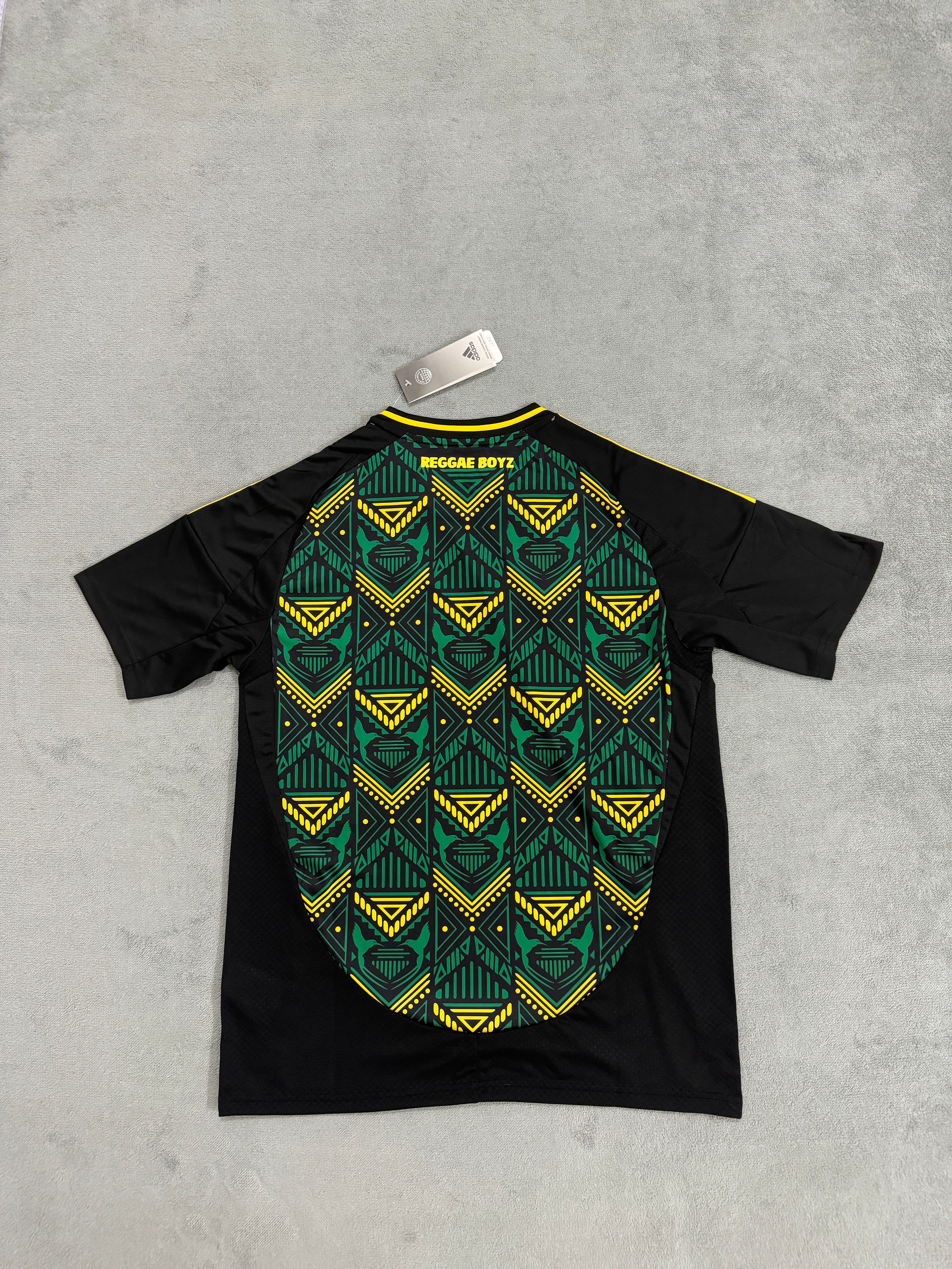 24 Jamaica Away - image 2